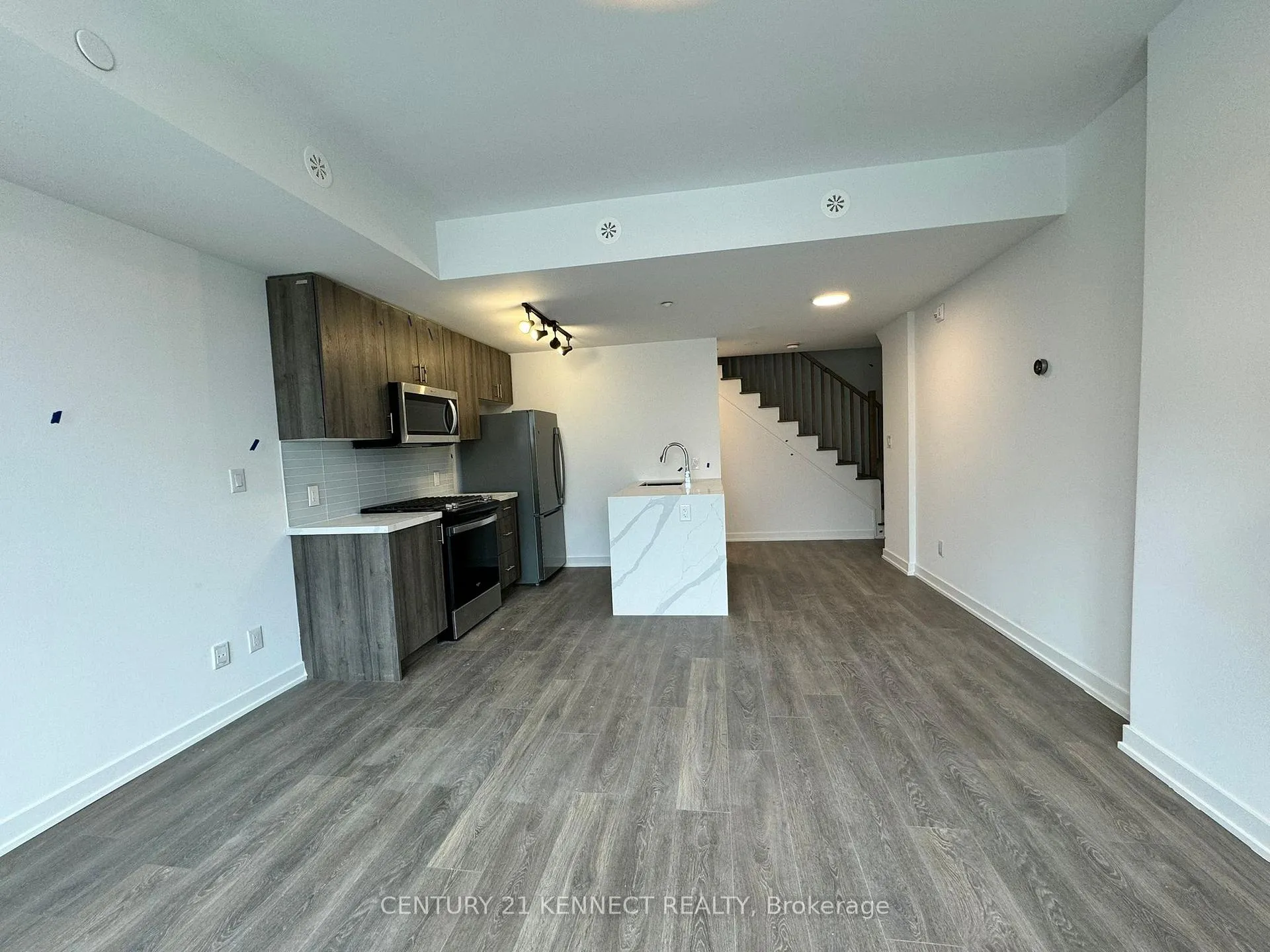 Photo 3 of Unit 5, 1459 O'Connor Drive, Toronto, O'Connor-Parkview — HOMEH