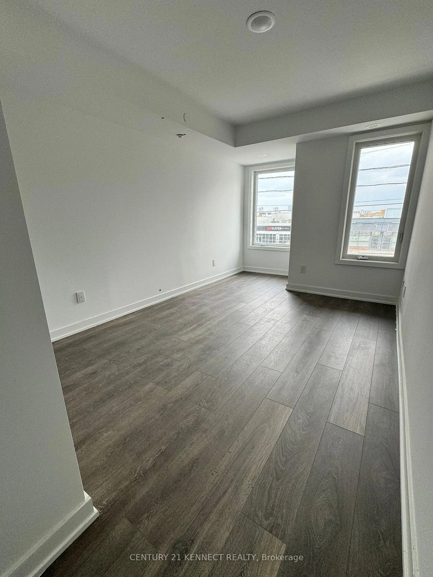 Photo 7 of Unit 5, 1459 O'Connor Drive, Toronto, O'Connor-Parkview — HOMEH