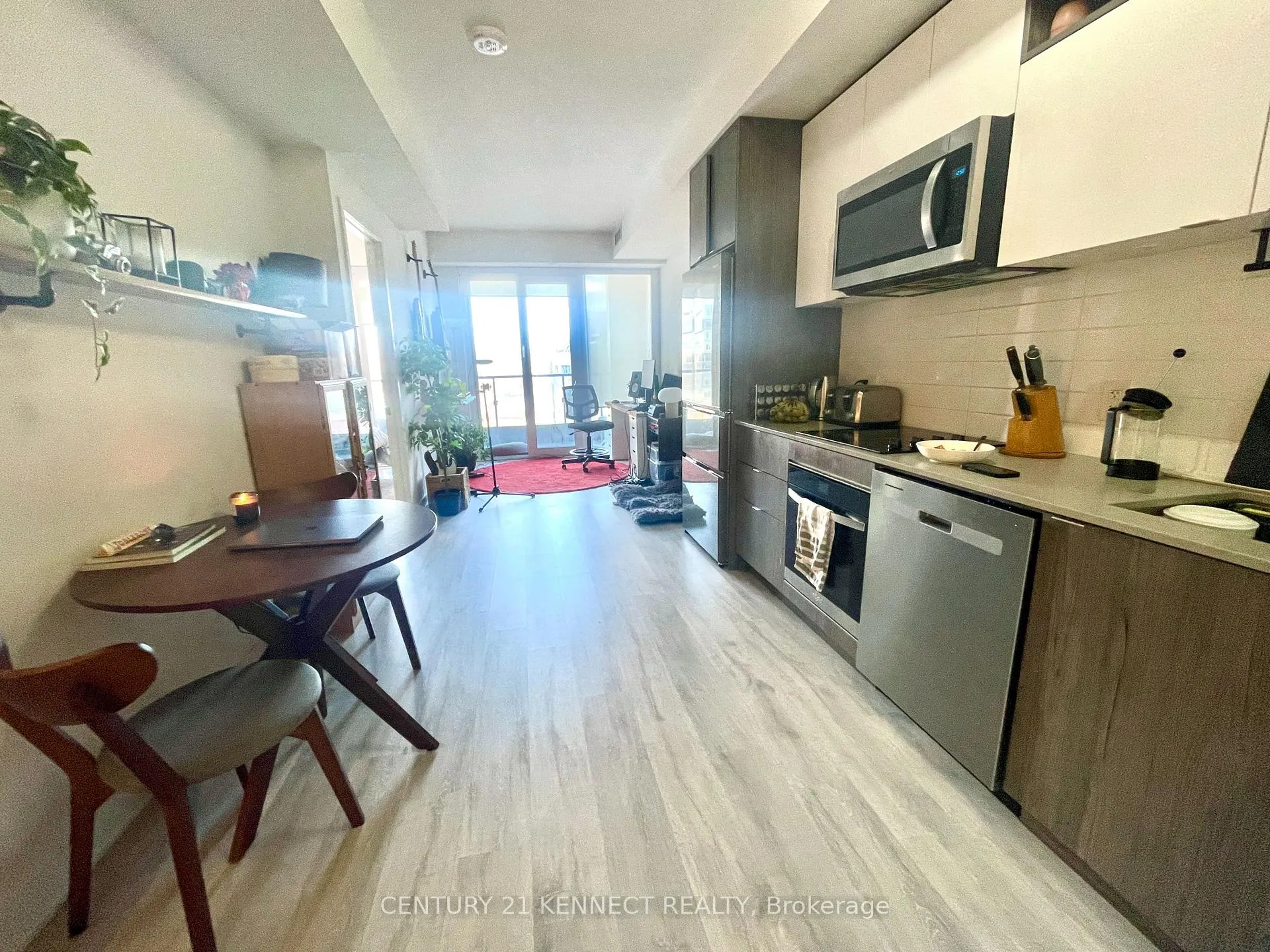 Photo 3 of Unit 807E, 70 Princess Street, Toronto, Waterfront Communities — HOMEH