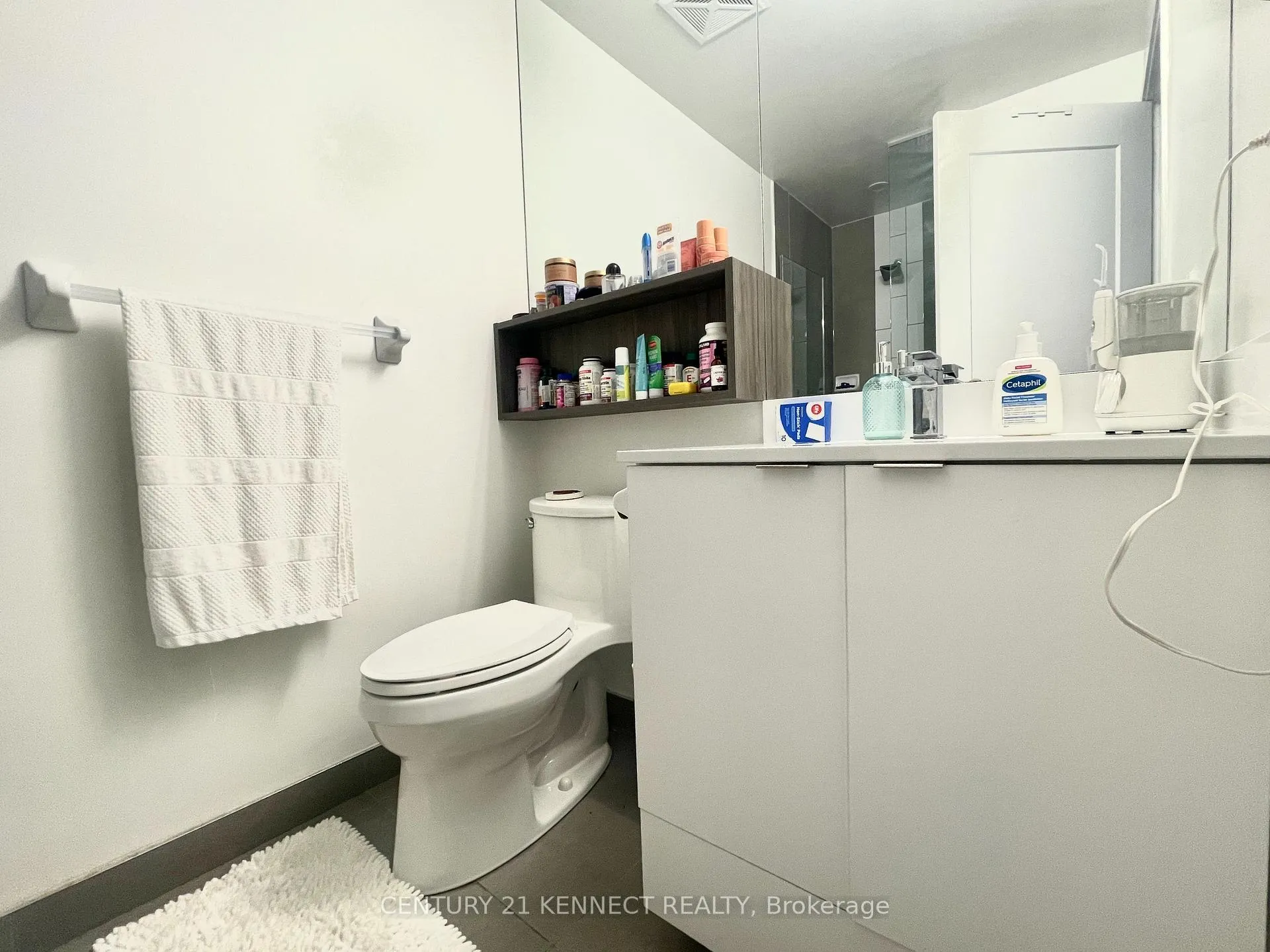 Photo 9 of Unit 807E, 70 Princess Street, Toronto, Waterfront Communities — HOMEH