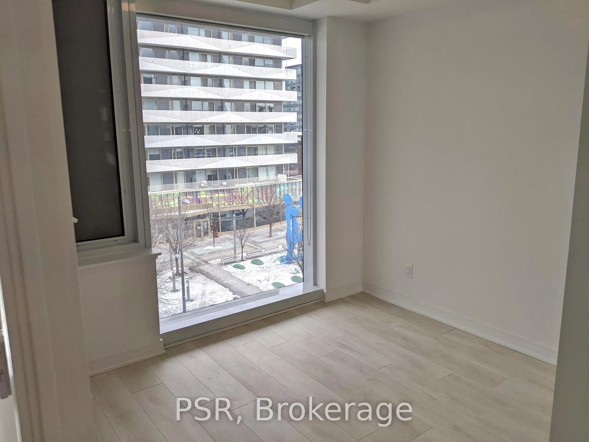 Photo 7 of Unit N572, 35 Rolling Mills Road E, Toronto, Waterfront Communities — HOMEH