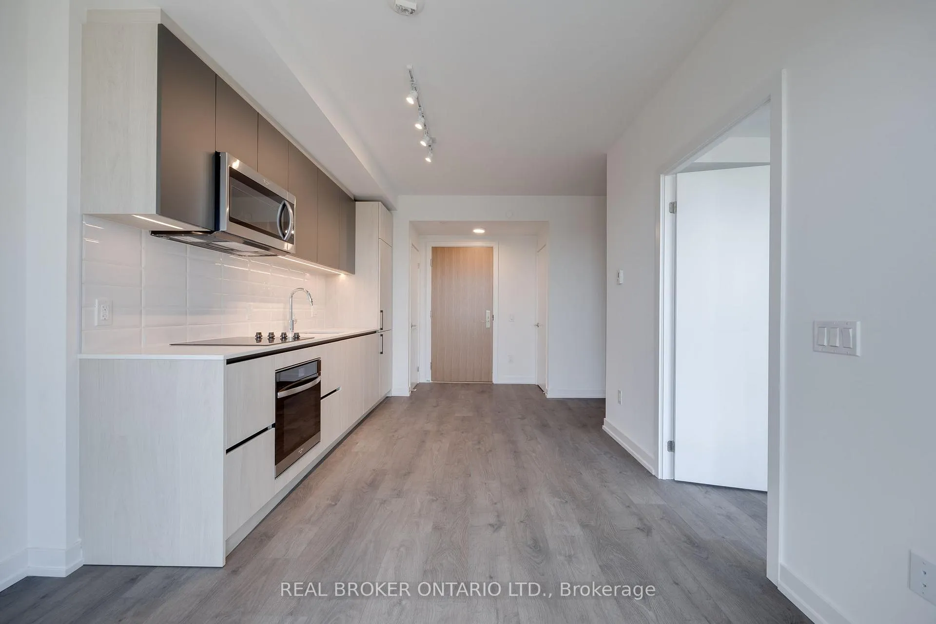 Photo 11 of Unit 725, 150 Logan Avenue, Toronto, South Riverdale — HOMEH