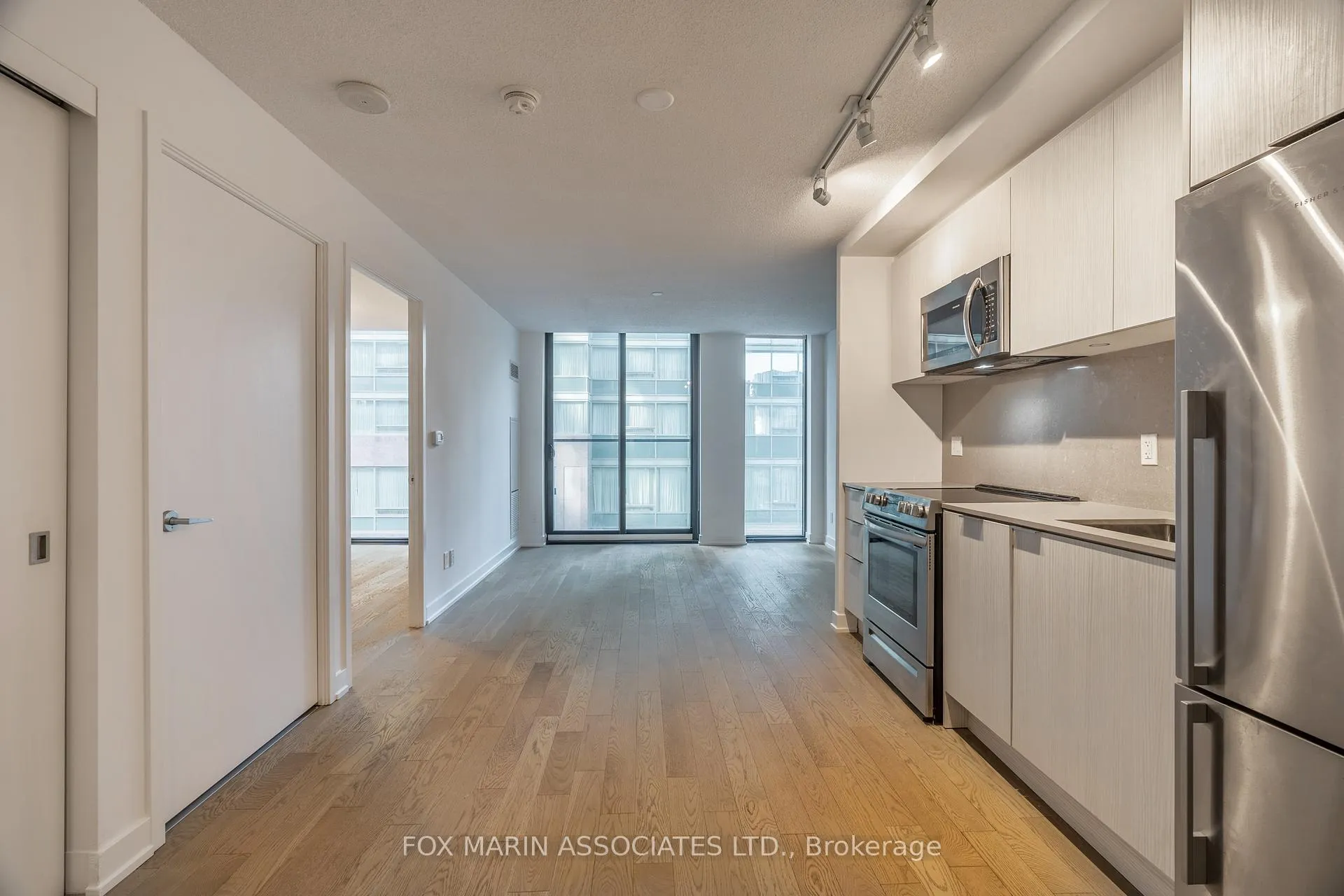 Front of Unit 414, 25 Richmond Street E