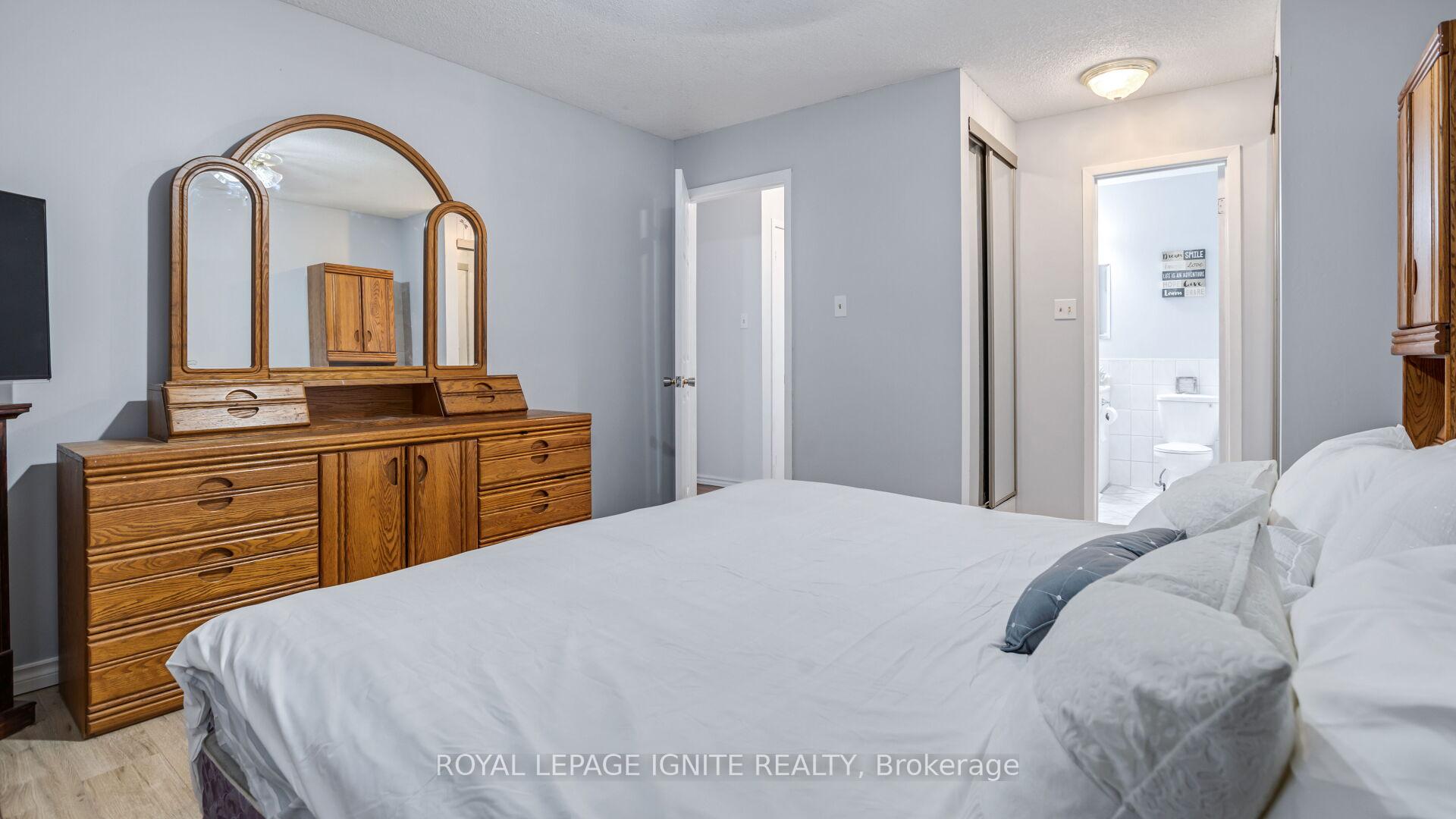 Photo 19 of 34 Mandrake Street, Ajax, Central — HOMEH