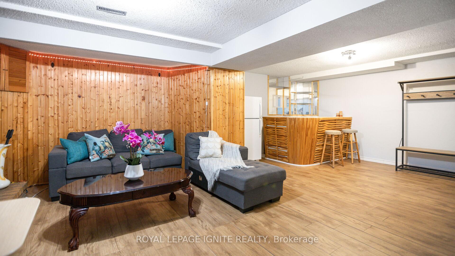 Photo 26 of 34 Mandrake Street, Ajax, Central — HOMEH