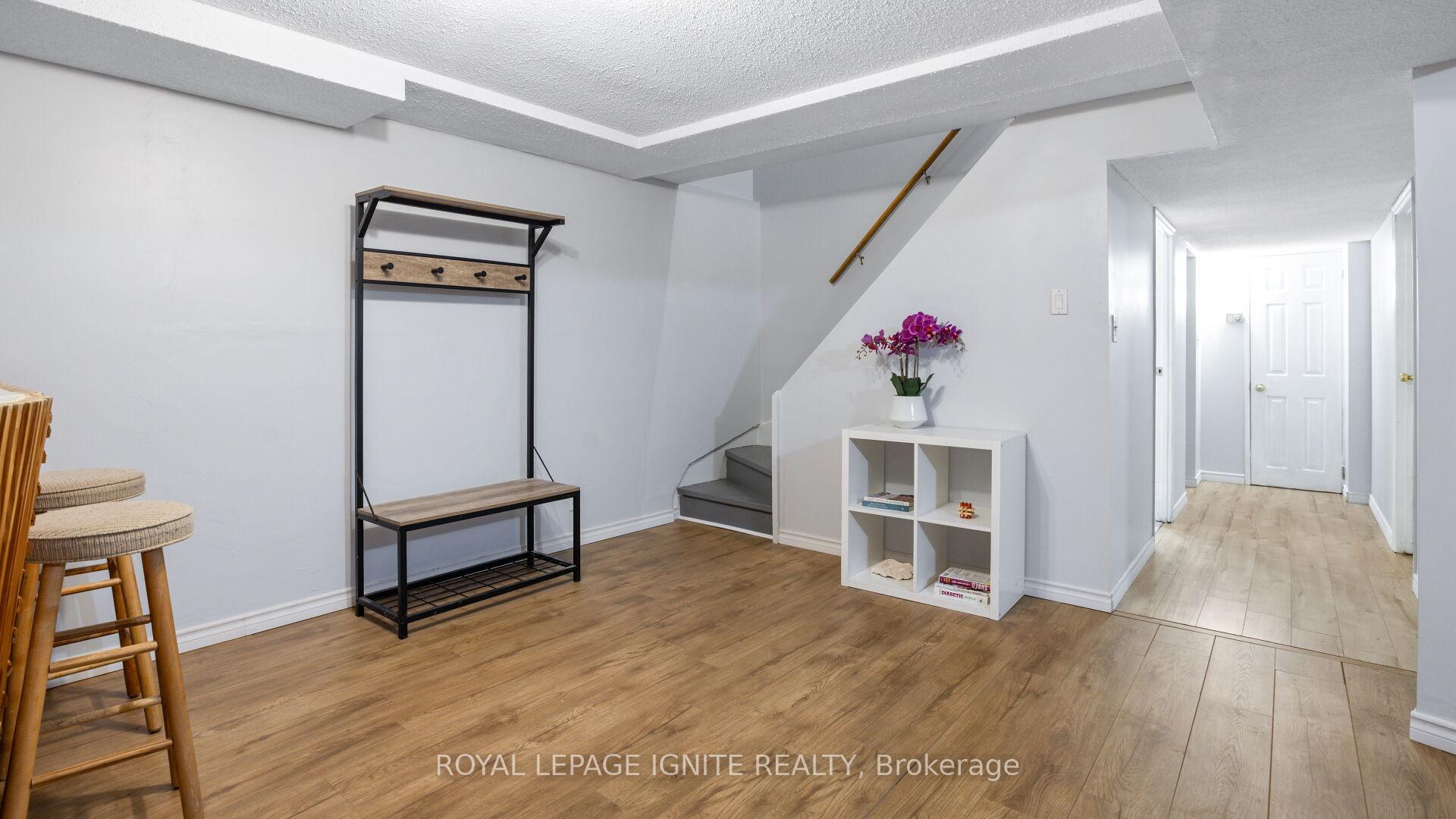 Photo 28 of 34 Mandrake Street, Ajax, Central — HOMEH