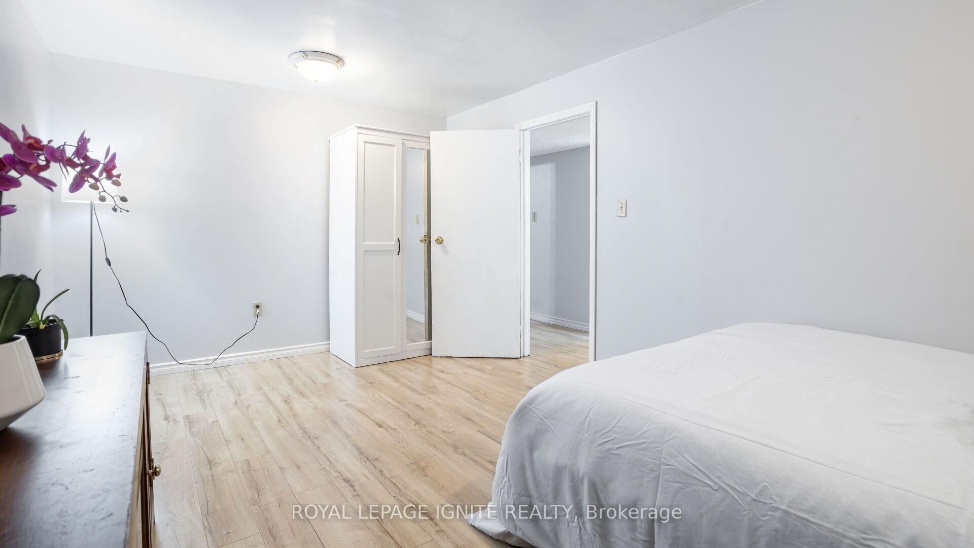 Photo 31 of 34 Mandrake Street, Ajax, Central — HOMEH