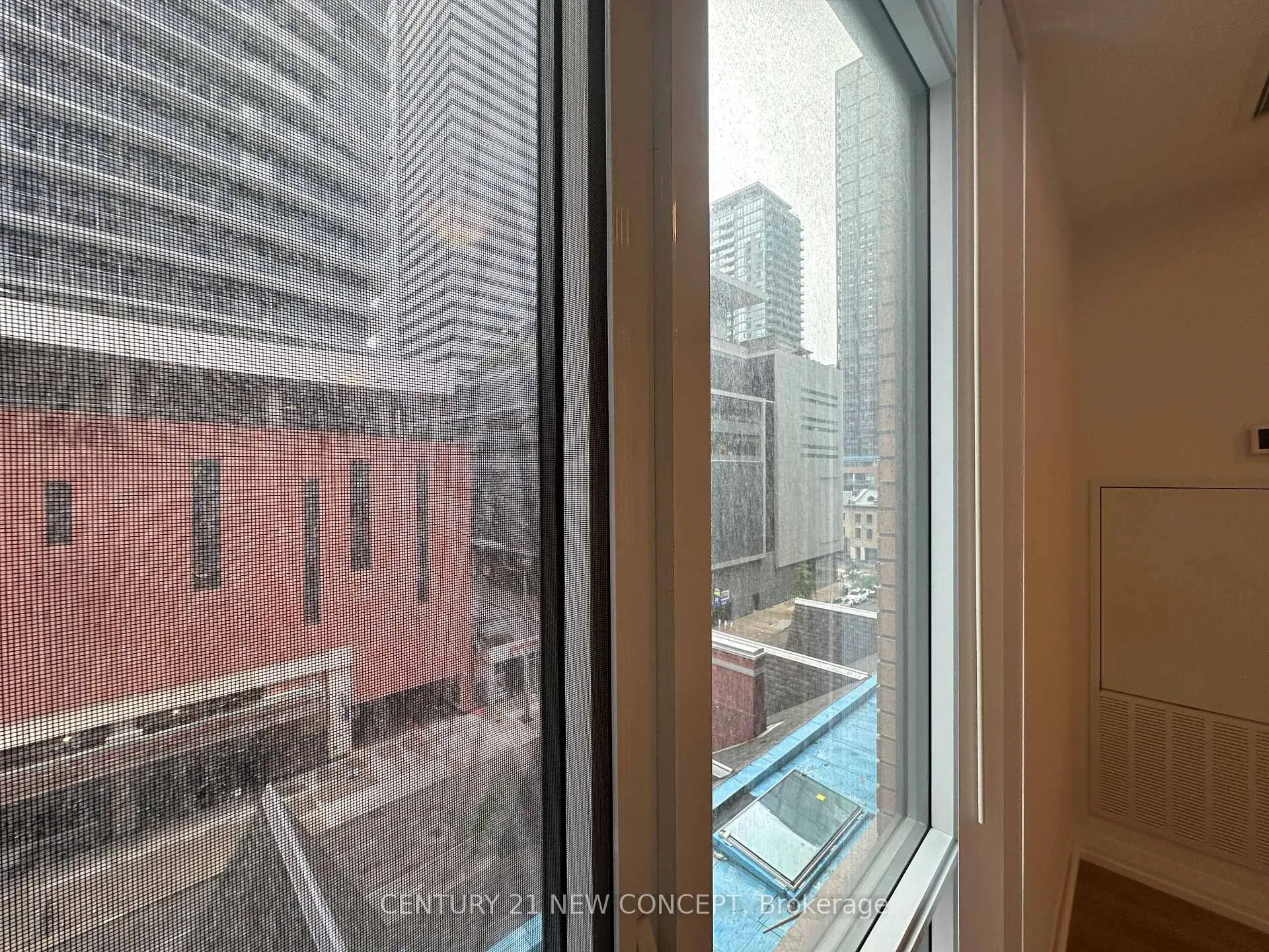 Photo 12 of Unit 606, 8 Widmer Street, Toronto, Waterfront Communities — HOMEH