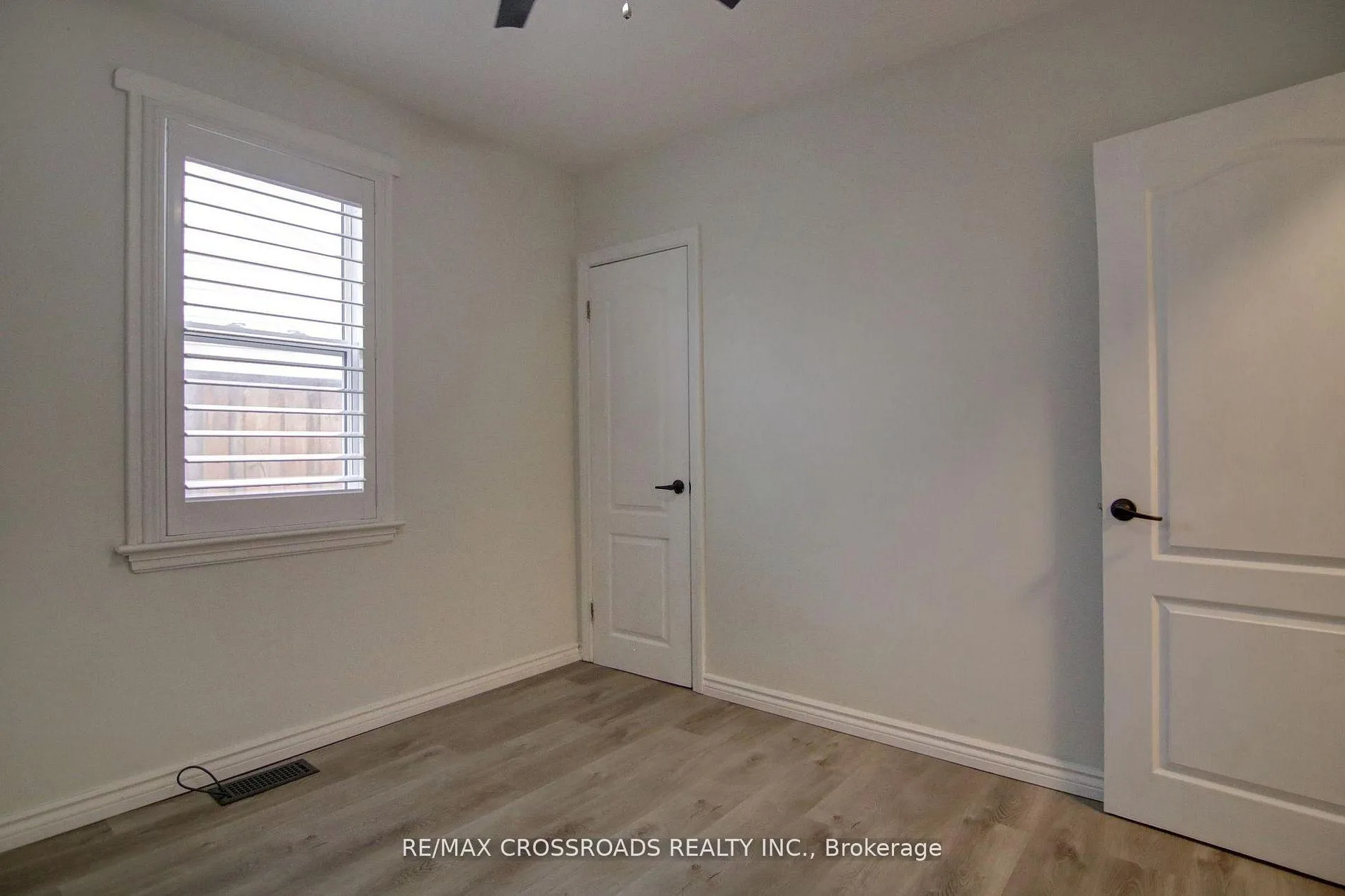 Photo 18 of 814 Nicholls Street, Peterborough, Northcrest Ward 5 — HOMEH
