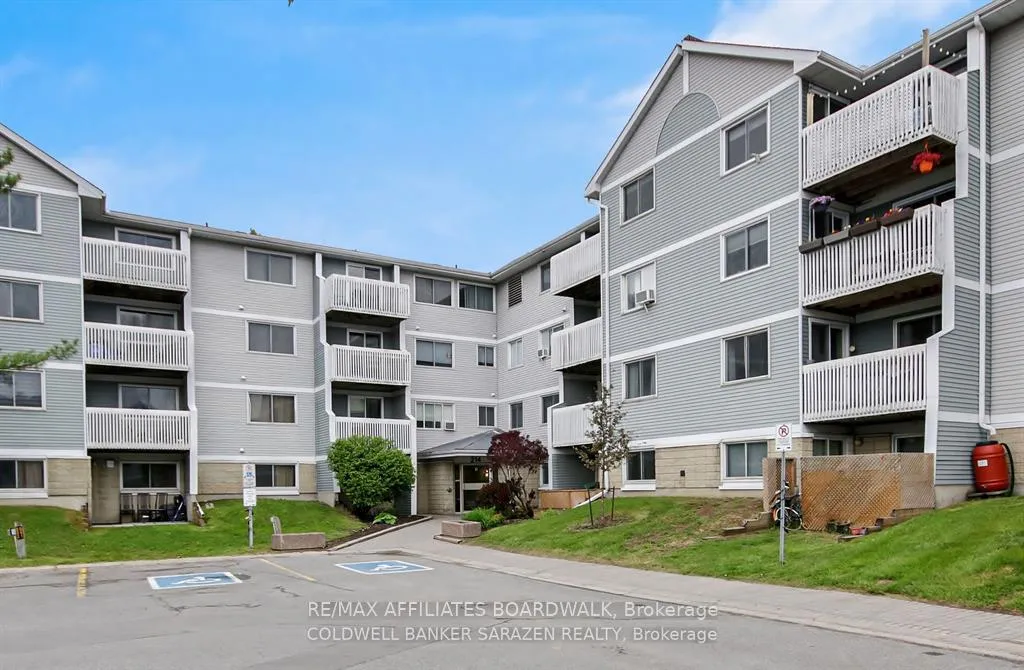 Front of Unit 412, 214 Viewmount Drive