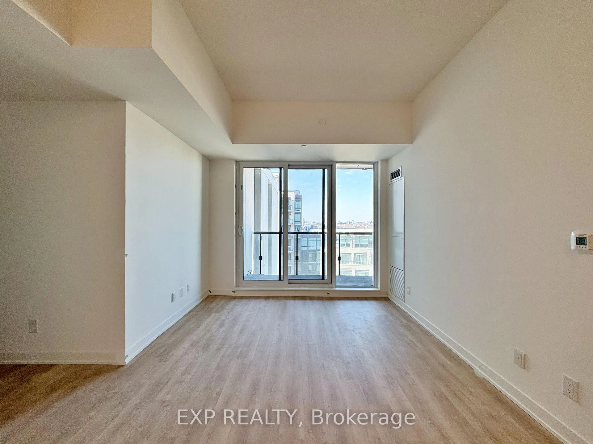 Photo 3 of Unit 1421, 8119 Birchmount Road, Markham, Unionville — HOMEH