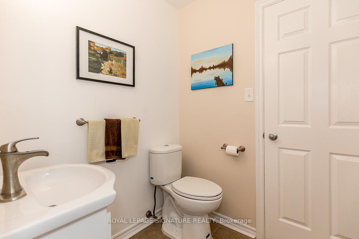 Photo 18 of 1032 BaseLine Road, Gravenhurst, Morrison — HOMEH