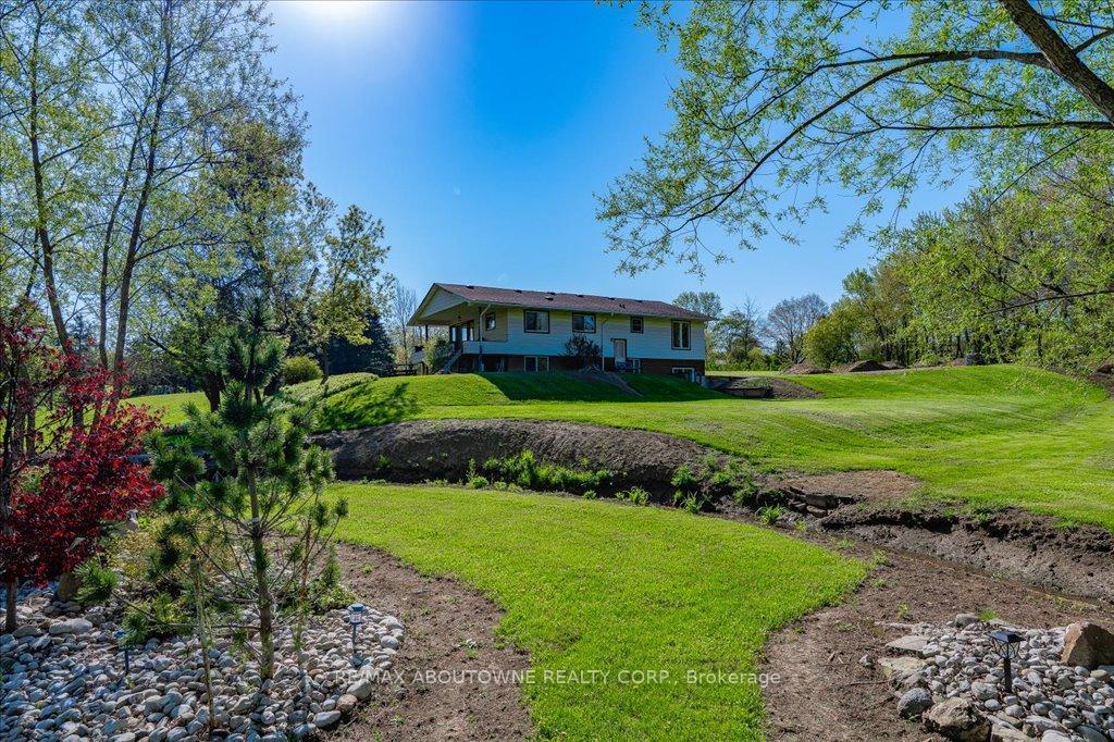 Photo 26 of 3029 Britannia Road, Burlington, Rural Burlington — HOMEH
