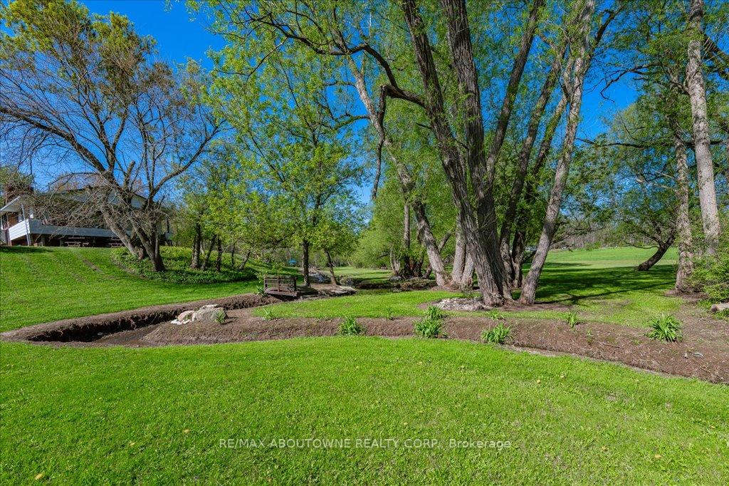 Photo 18 of 3029 Britannia Road, Burlington, Rural Burlington — HOMEH