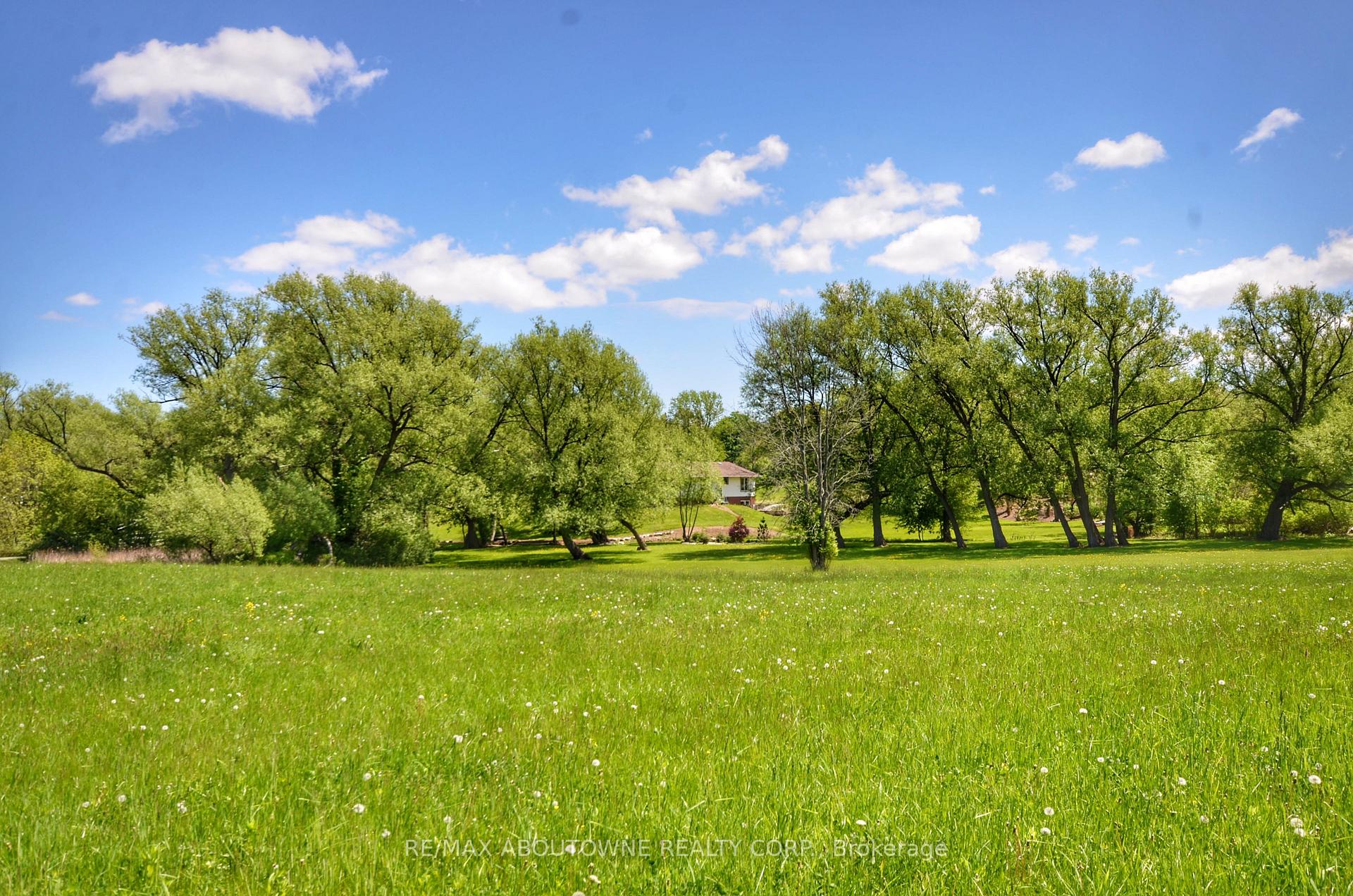 Photo 24 of 3029 Britannia Road, Burlington, Rural Burlington — HOMEH
