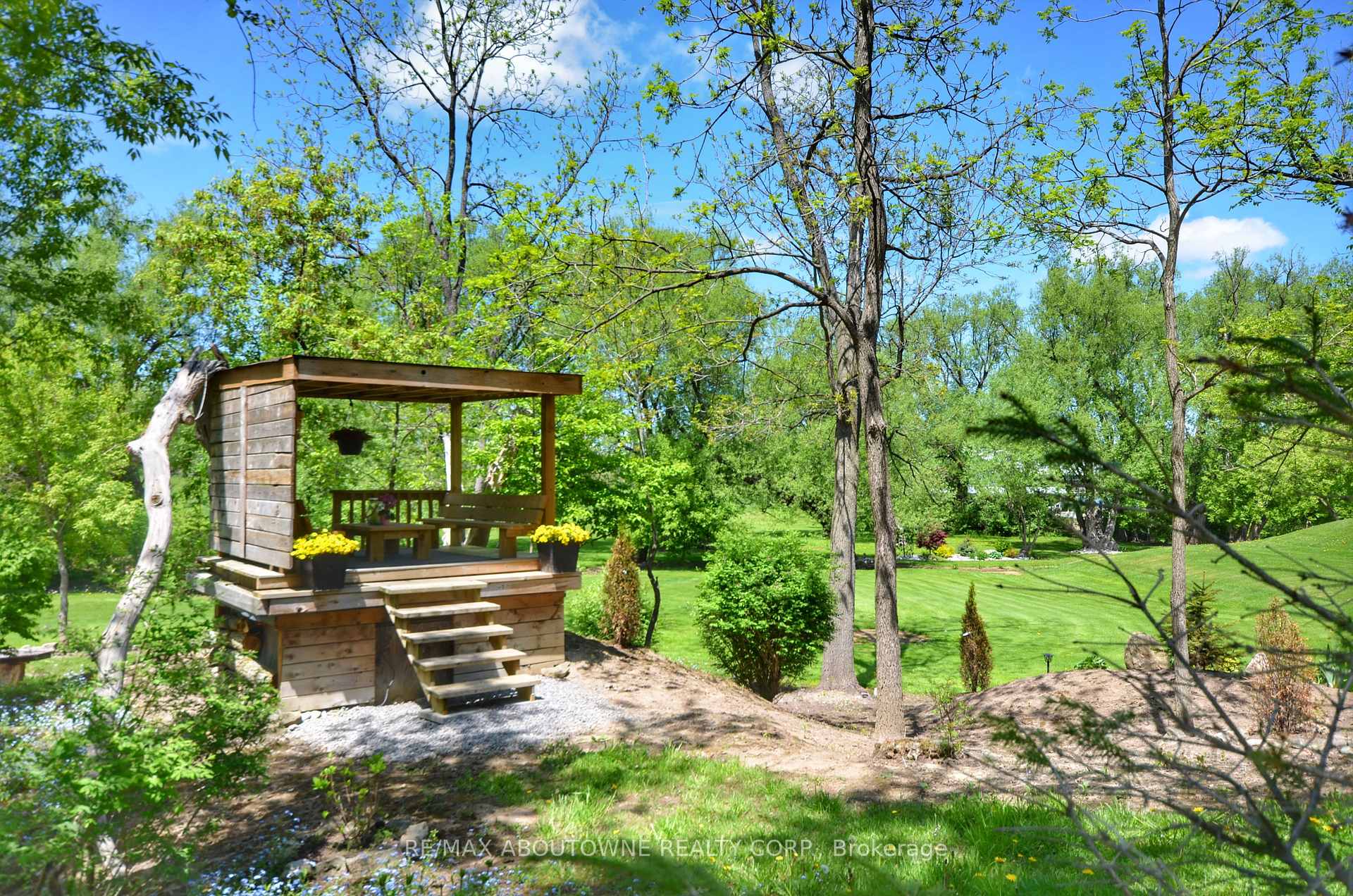 Photo 28 of 3029 Britannia Road, Burlington, Rural Burlington — HOMEH