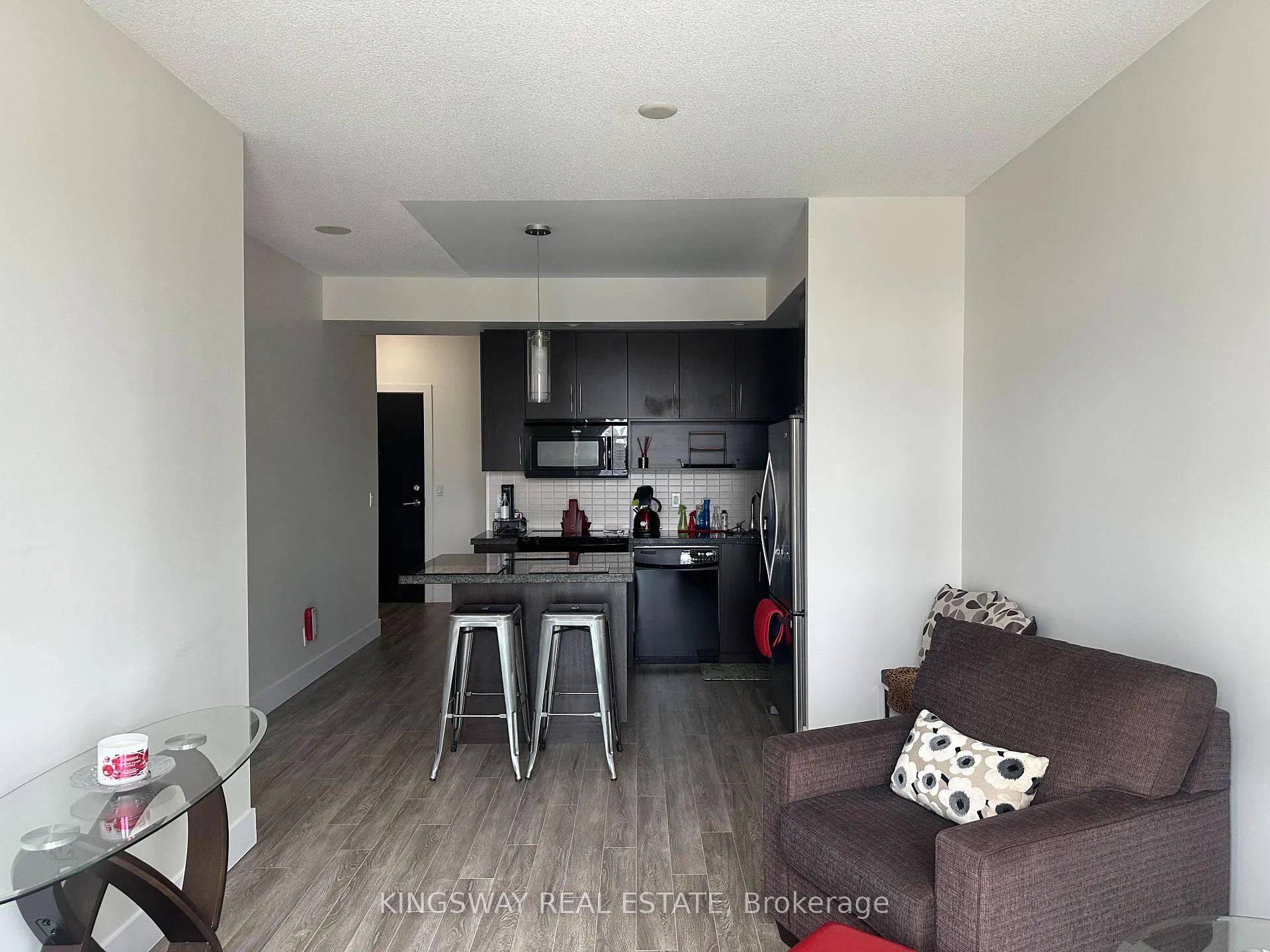Front of Unit 1603, 120 Homewood Avenue
