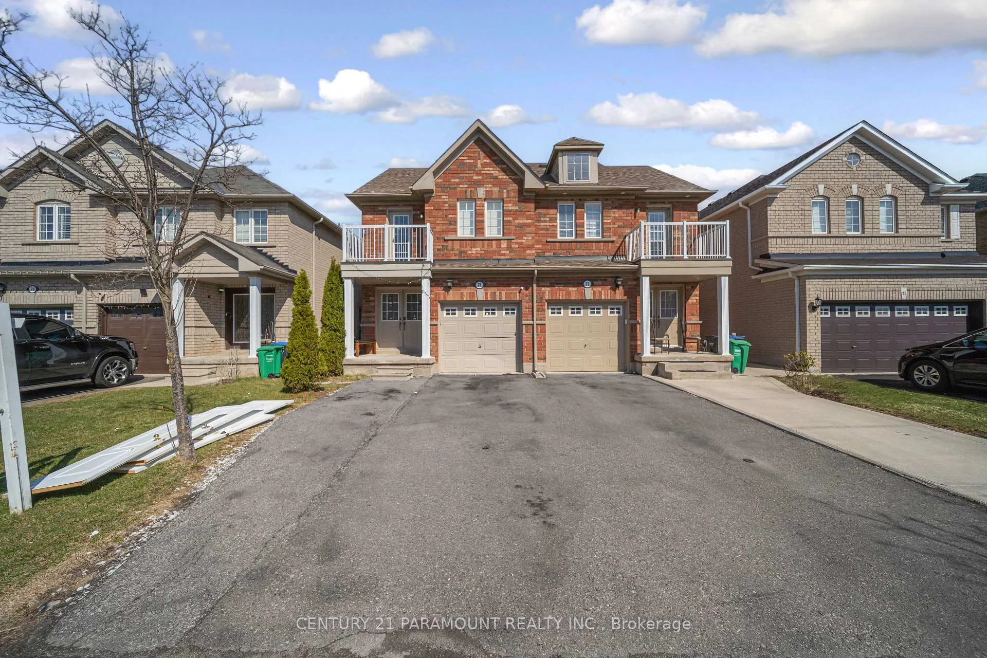 Photo 1 of 75 Crystal Glen Crescent, Brampton, Credit Valley — HOMEH