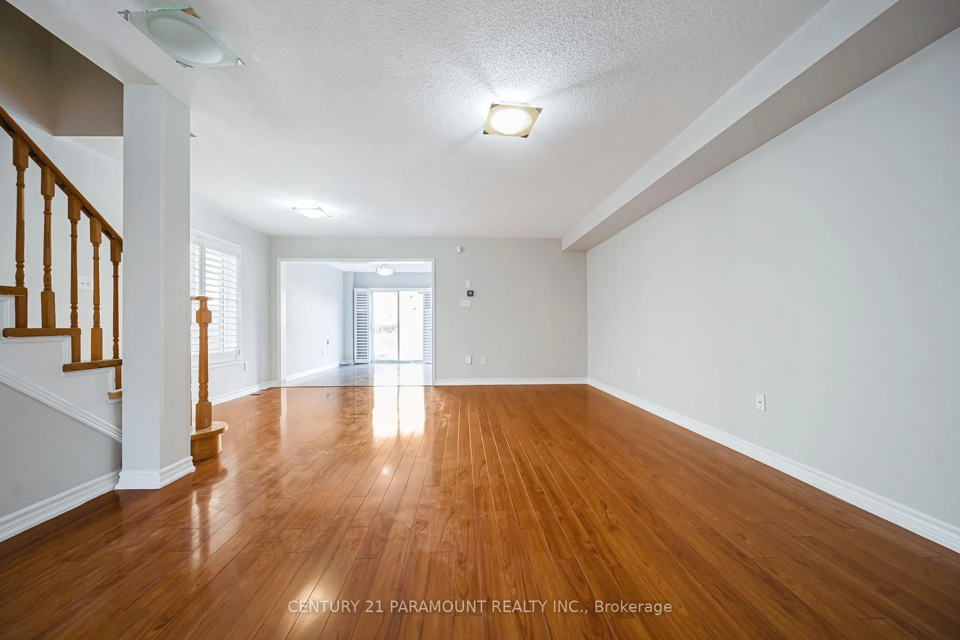 Photo 12 of 75 Crystal Glen Crescent, Brampton, Credit Valley — HOMEH
