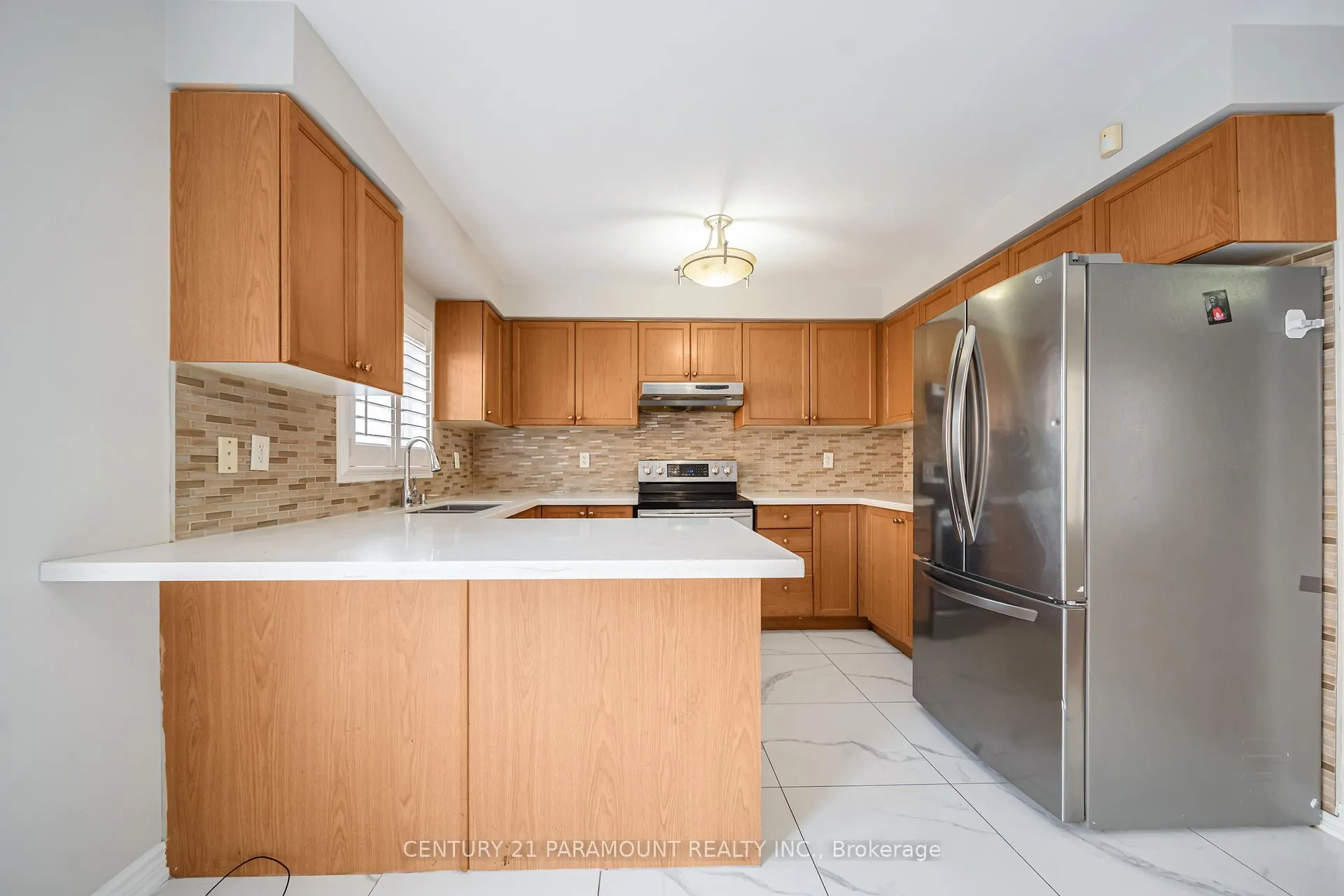 Photo 17 of 75 Crystal Glen Crescent, Brampton, Credit Valley — HOMEH