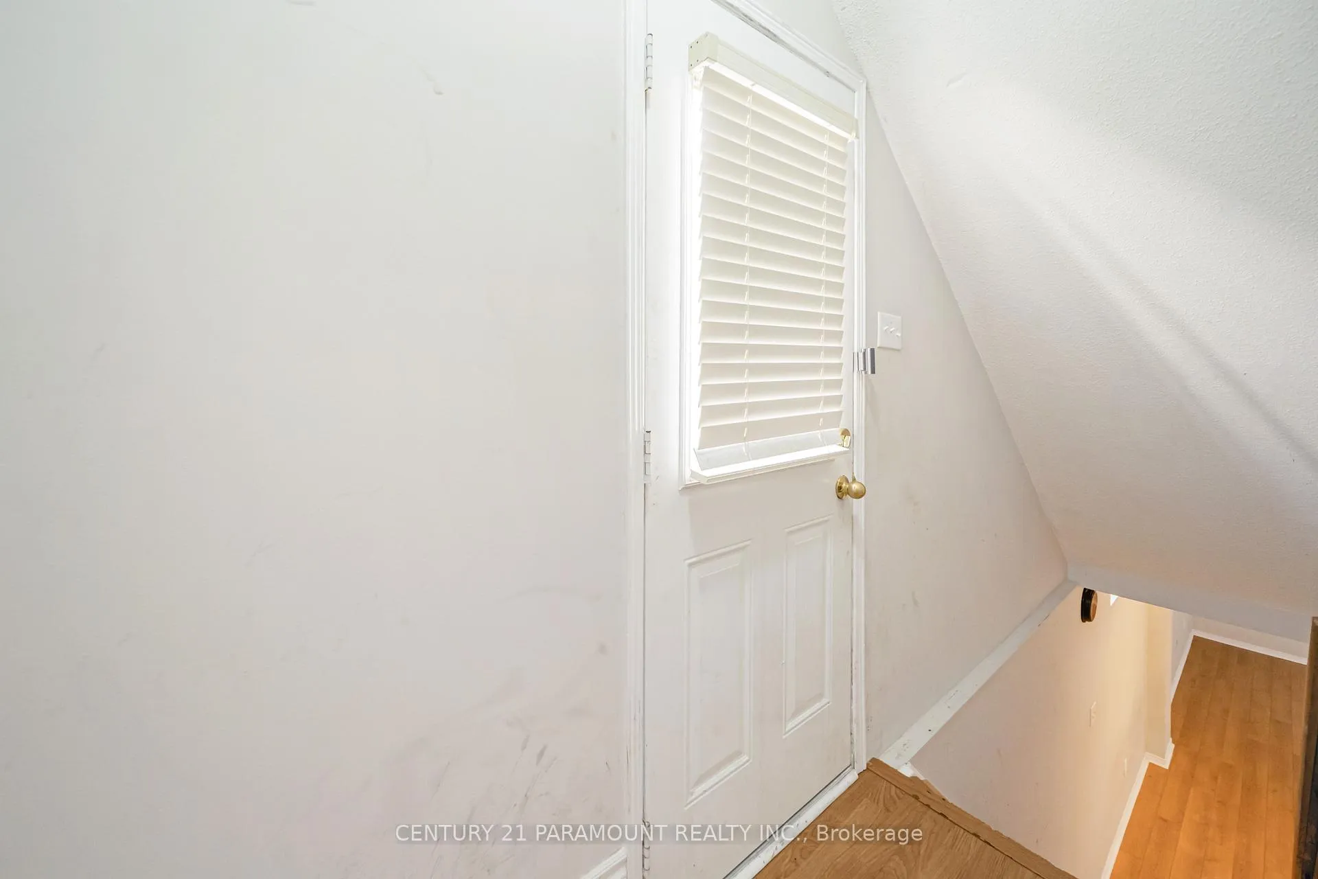 Photo 38 of 75 Crystal Glen Crescent, Brampton, Credit Valley — HOMEH