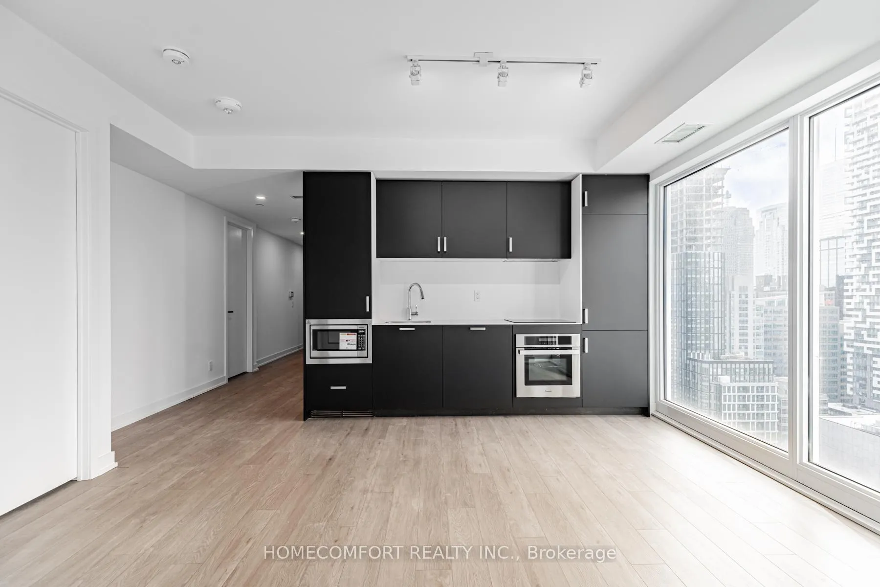 Photo 10 of Unit 2211, 88 Queen Street E, Toronto, Church-Yonge Corridor — HOMEH