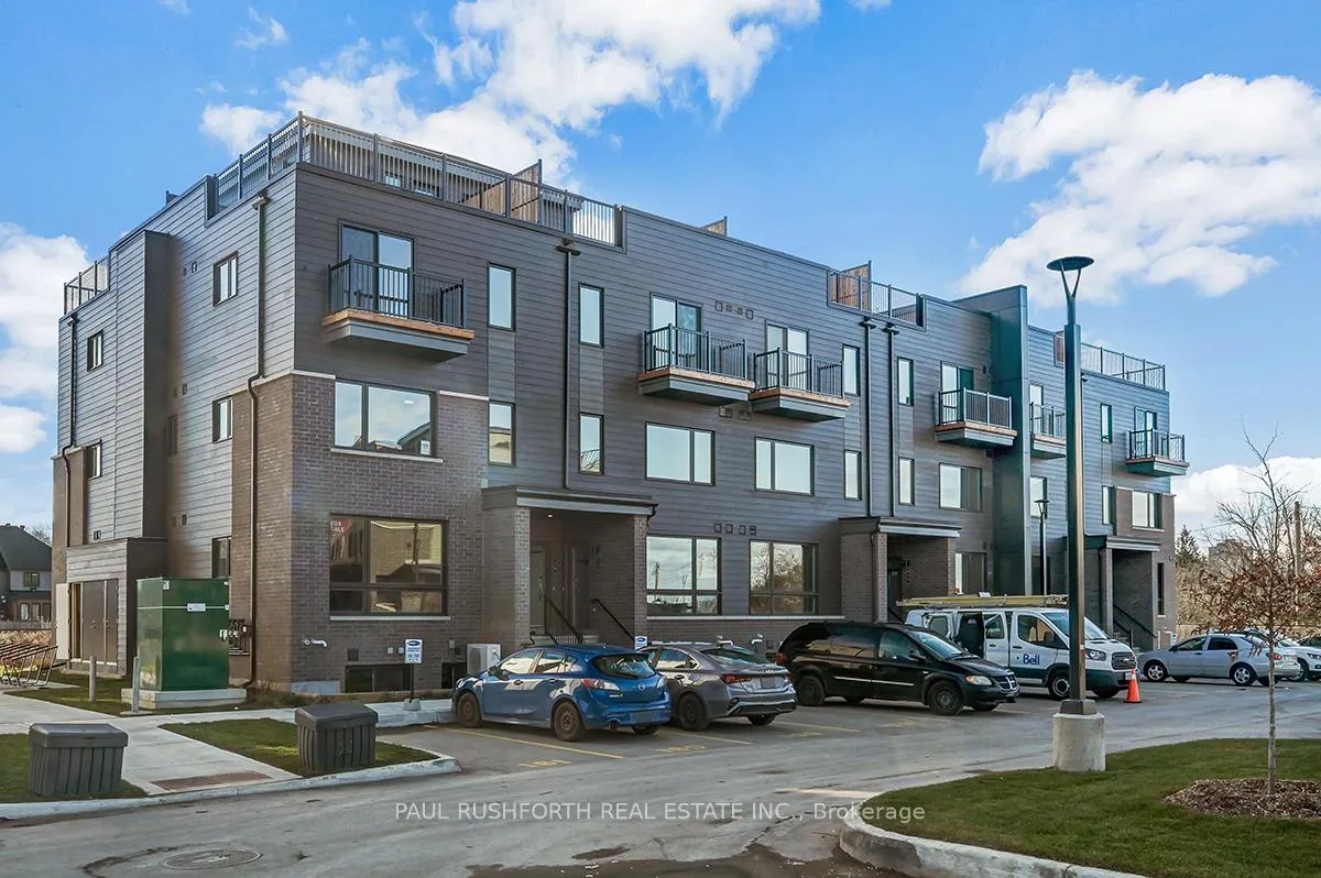 Photo 1 of 732 Mishi Private, Ottawa, CFB Rockcliffe and Area — HOMEH