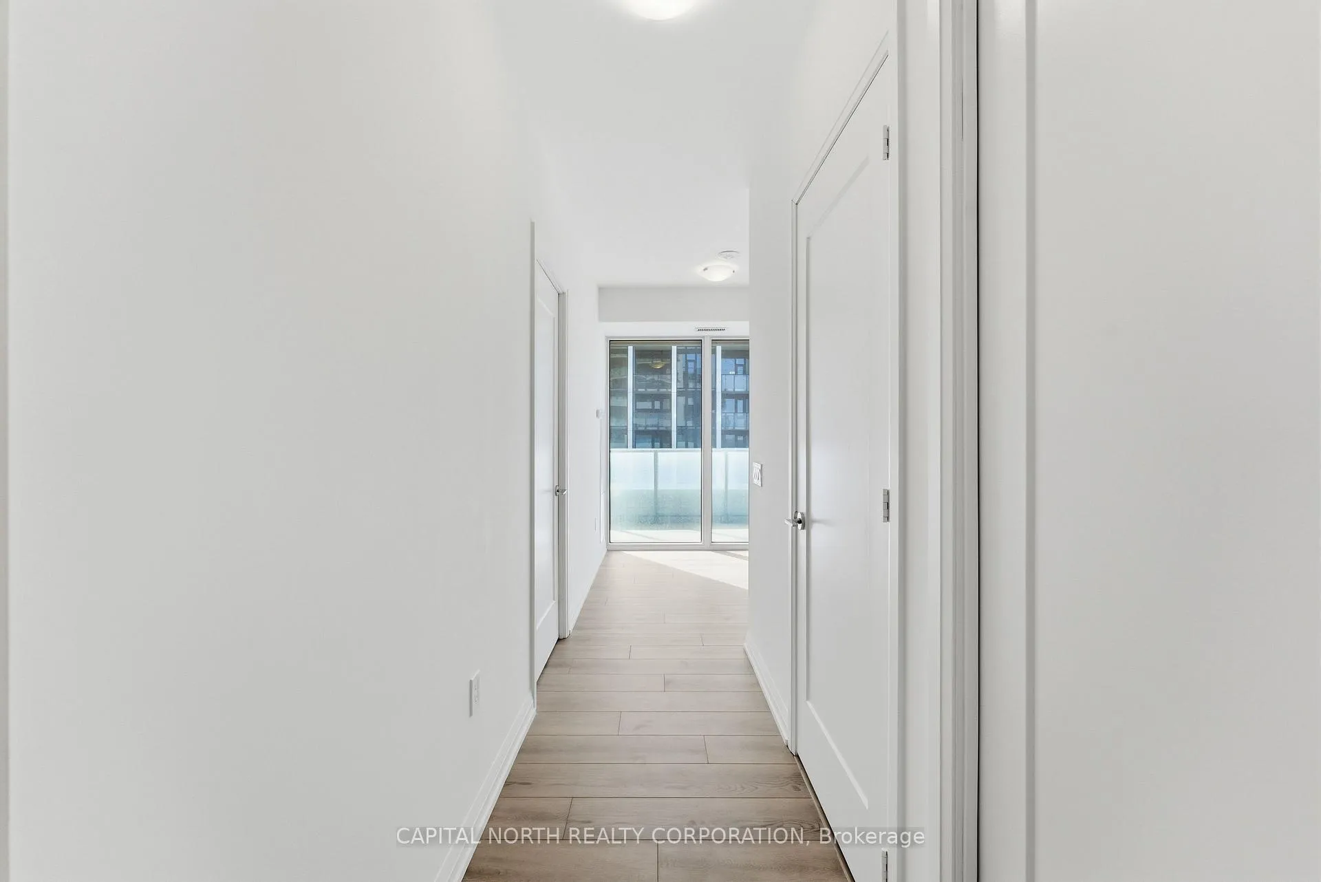 Photo 6 of Unit 403, 8960 Jane Street, Vaughan, Vellore Village — HOMEH