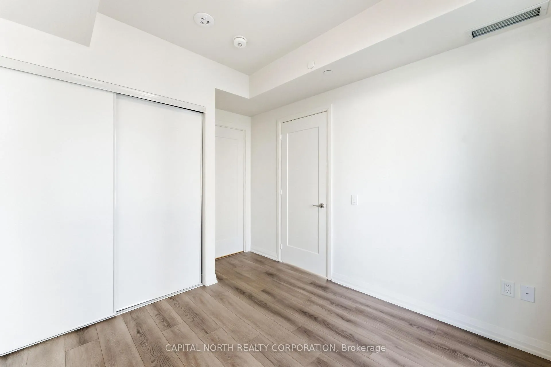 Photo 19 of Unit 403, 8960 Jane Street, Vaughan, Vellore Village — HOMEH