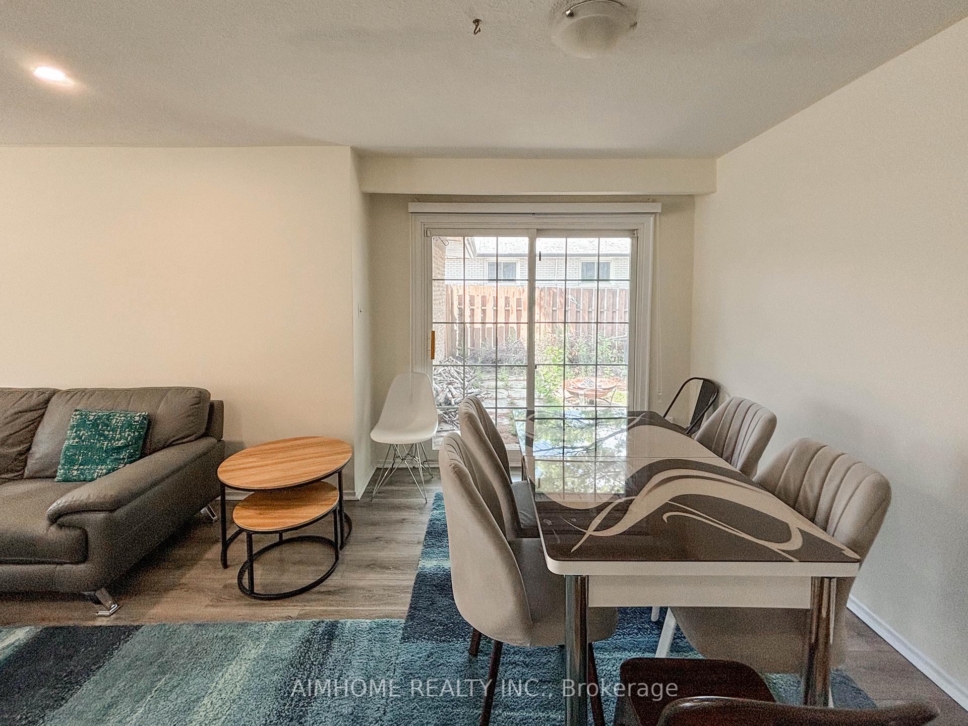 Photo 3 of 11 Redwood Court, Barrie, Grove East — HOMEH