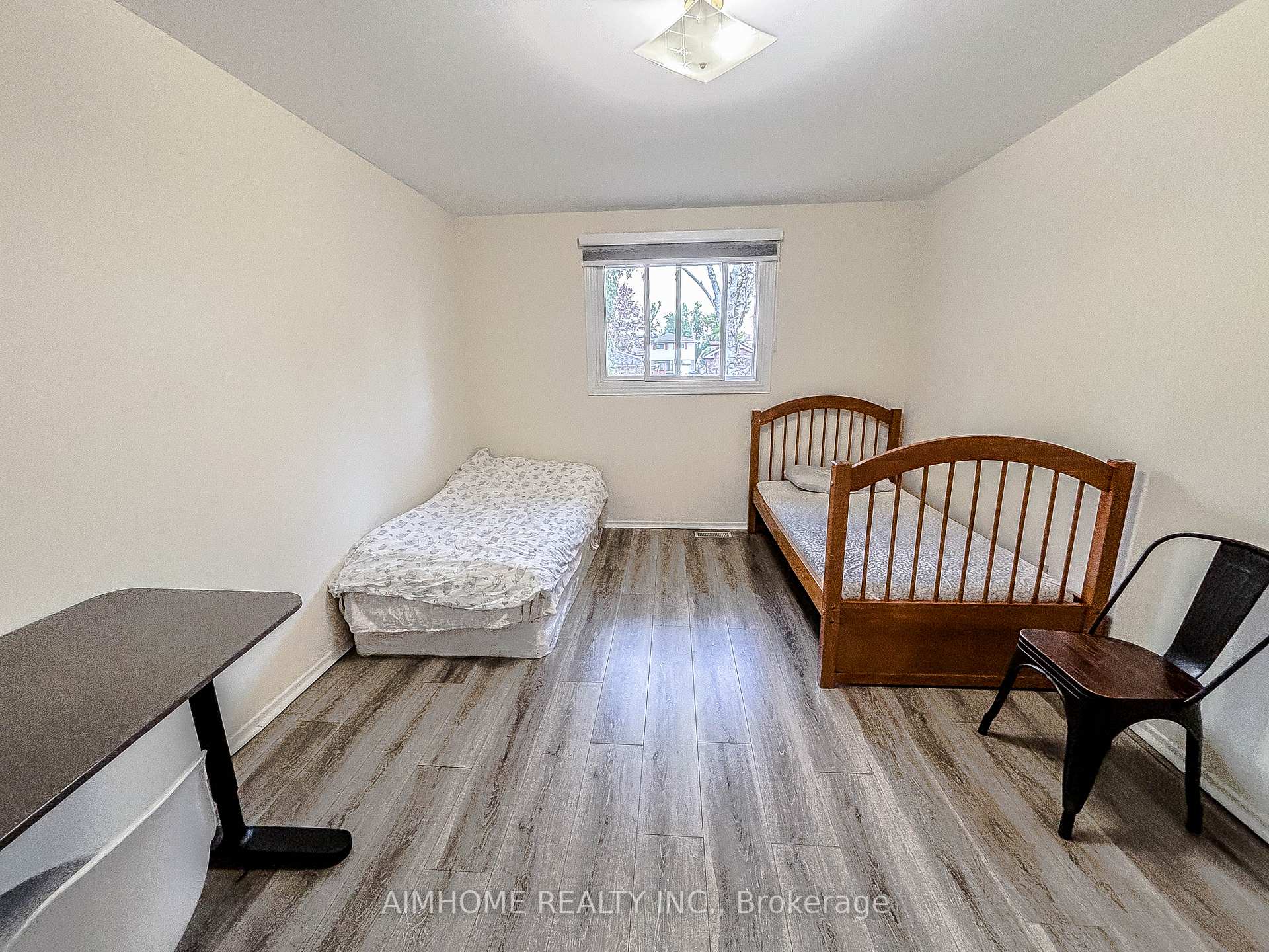 Photo 23 of 11 Redwood Court, Barrie, Grove East — HOMEH