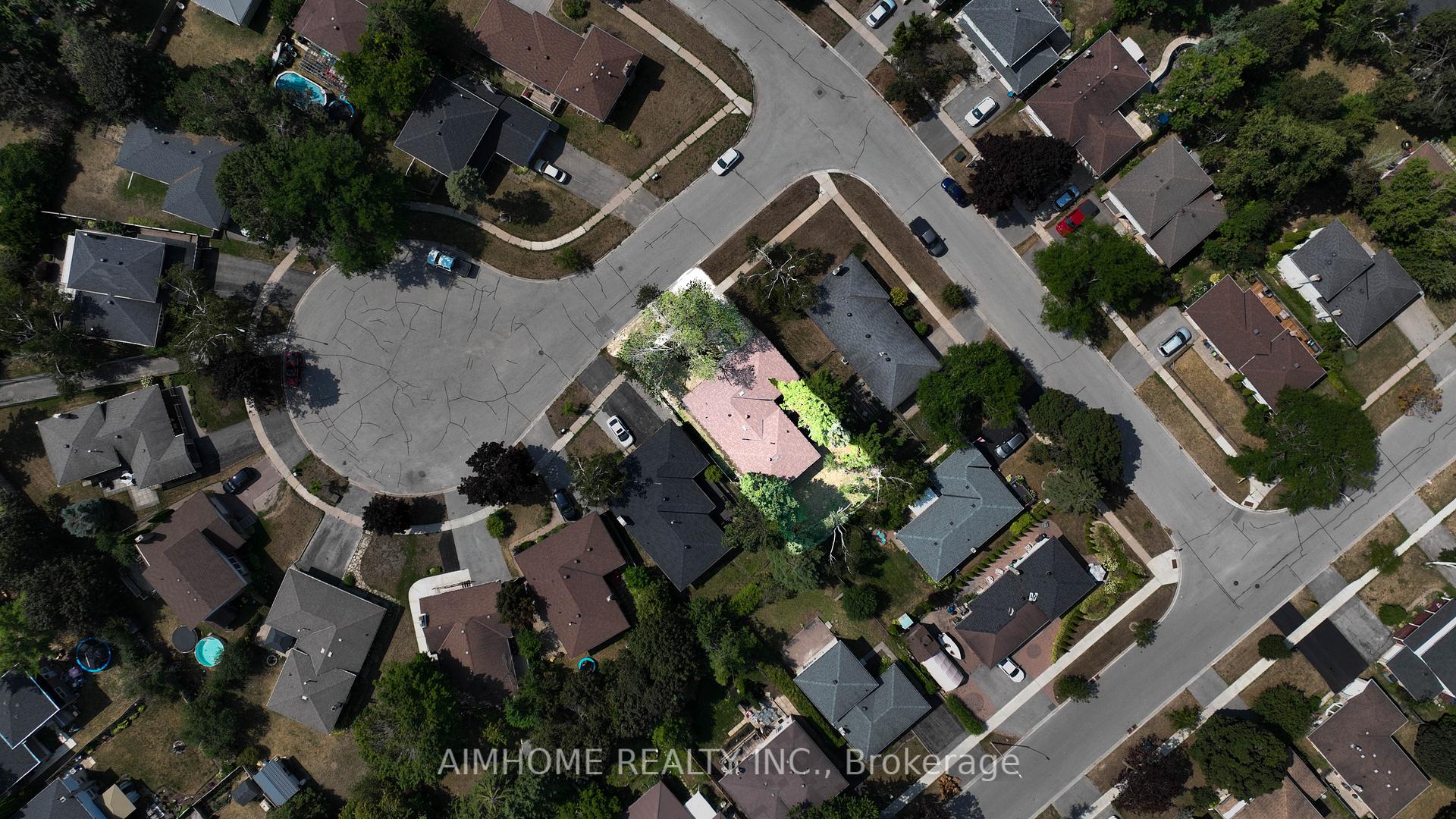 Photo 33 of 11 Redwood Court, Barrie, Grove East — HOMEH