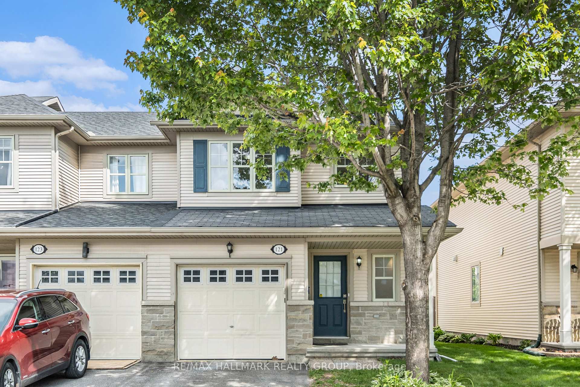 Photo 1 of 121 Prem Circle, Ottawa, Barrhaven - Cedargrove/Fraserdale — HOMEH