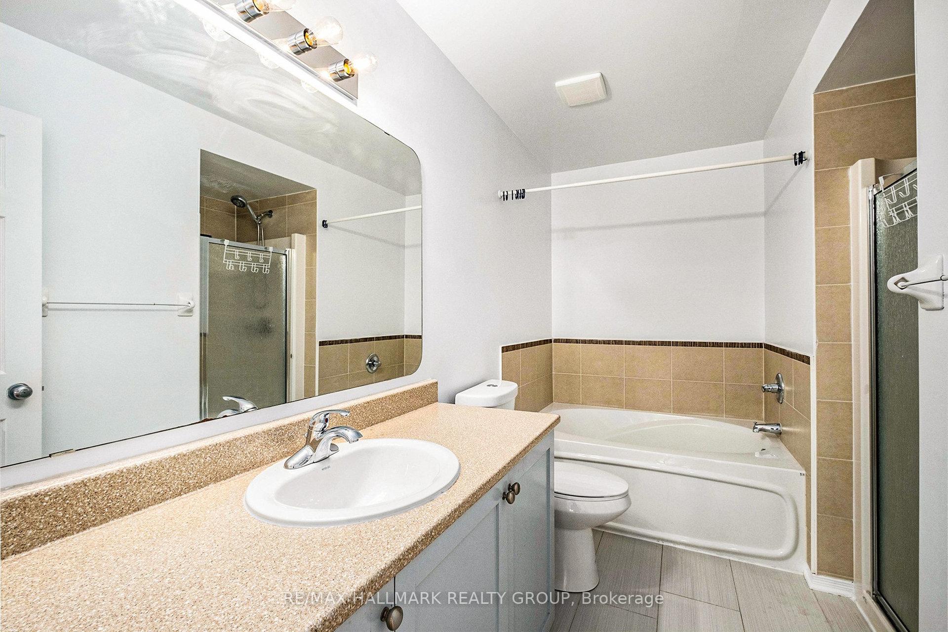 Photo 16 of 121 Prem Circle, Ottawa, Barrhaven - Cedargrove/Fraserdale — HOMEH