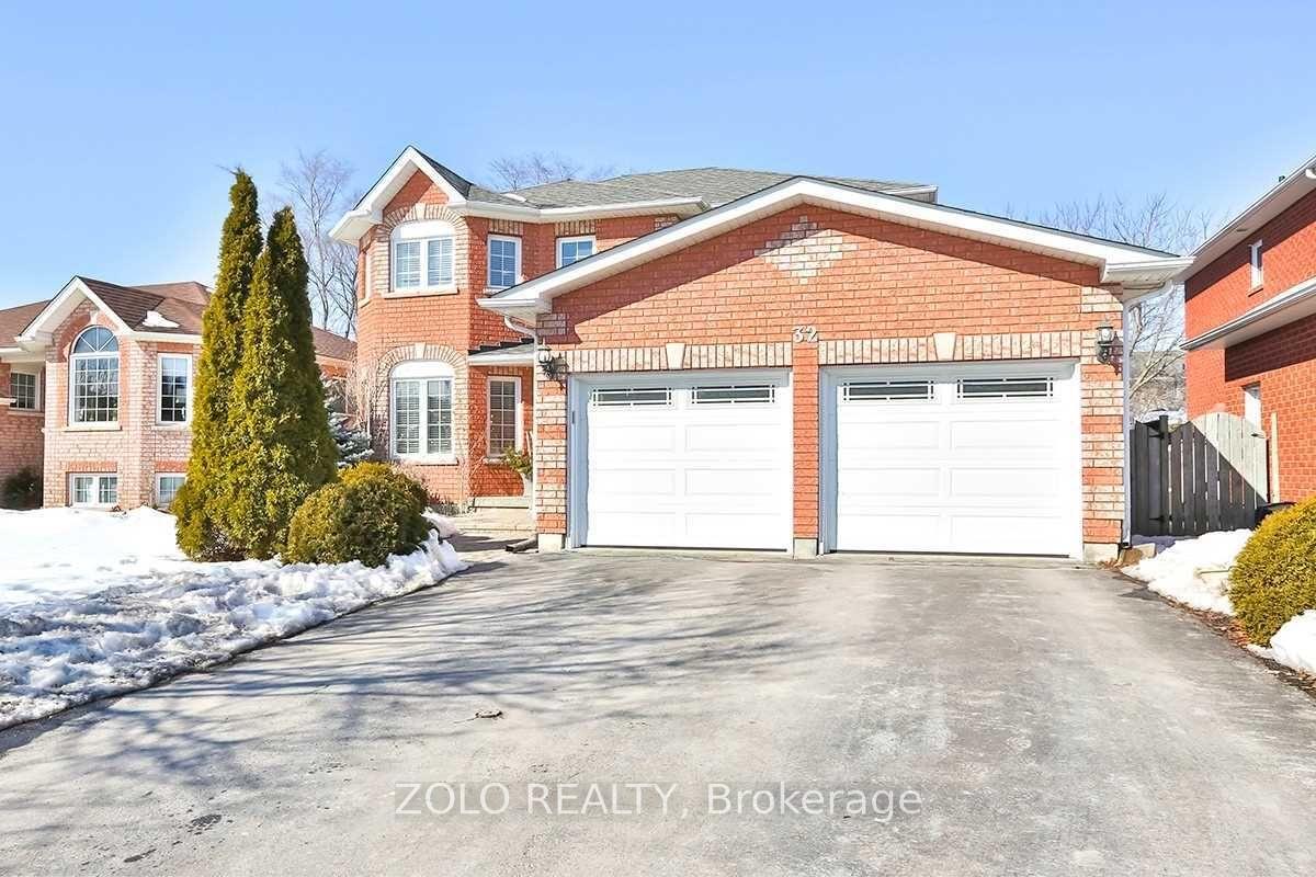 Front of Unit lower, 32 Amberview Drive