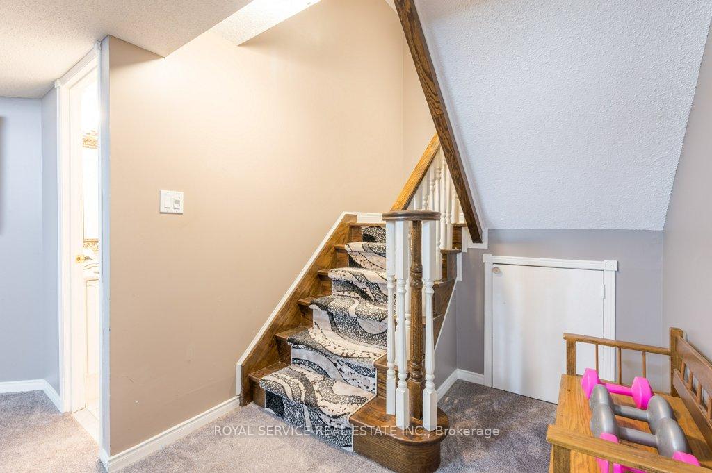 Photo 30 of 1020 Fraser Court, Cobourg — HOMEH