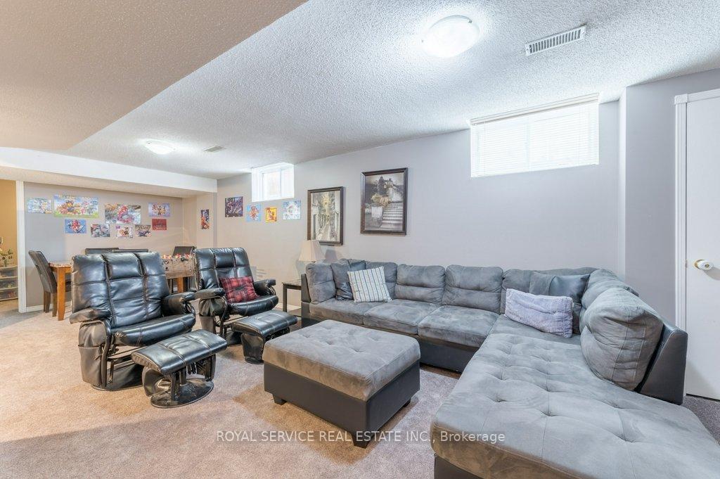 Photo 32 of 1020 Fraser Court, Cobourg — HOMEH