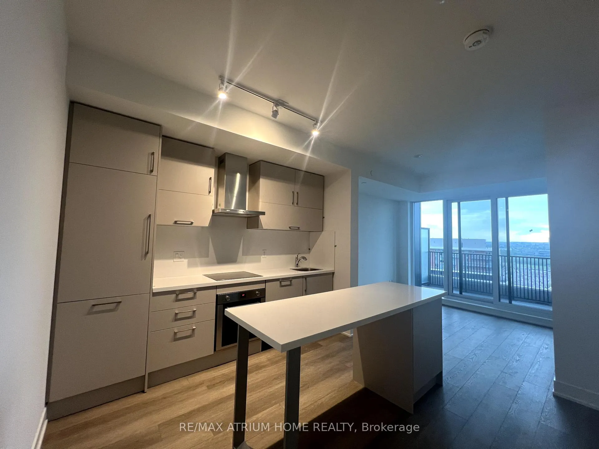 Photo 1 of Unit 2013, 56 Andre de Grasse Street, Markham, Unionville — HOMEH