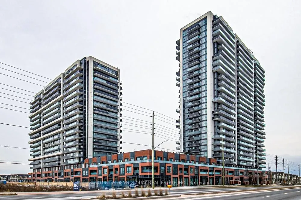 Front of Unit 2103, 2545 Simcoe Street N