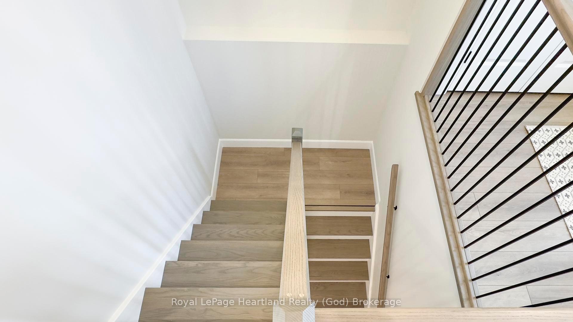 Photo 5 of 467 Woodridge Drive, Goderich, Goderich (Town) — HOMEH