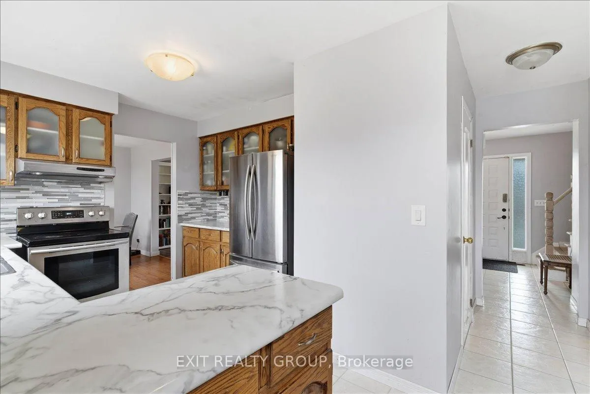 Photo 16 of 198 Chatterton Valley Crescent, Quinte West, Sidney Ward — HOMEH