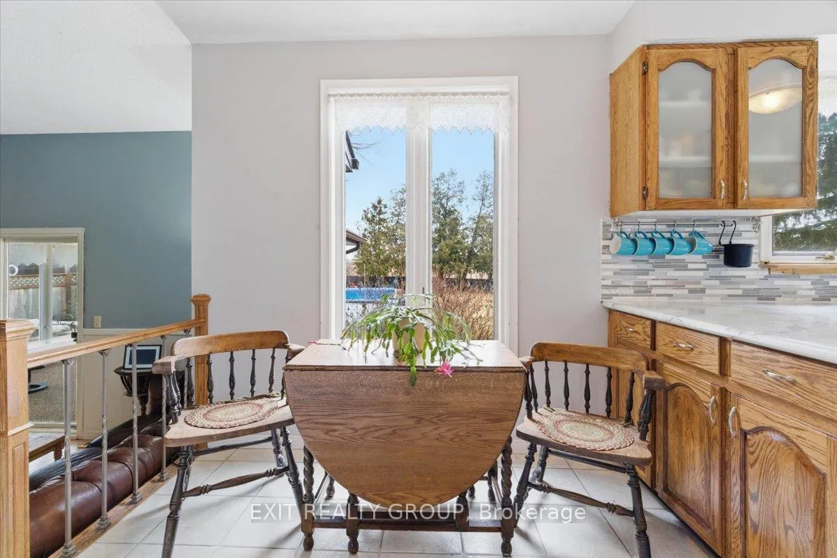 Photo 17 of 198 Chatterton Valley Crescent, Quinte West, Sidney Ward — HOMEH