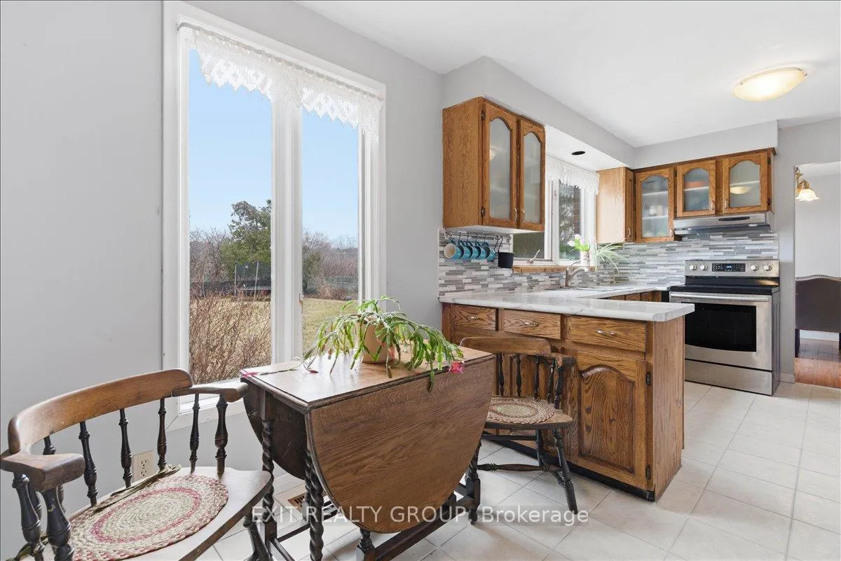 Photo 18 of 198 Chatterton Valley Crescent, Quinte West, Sidney Ward — HOMEH