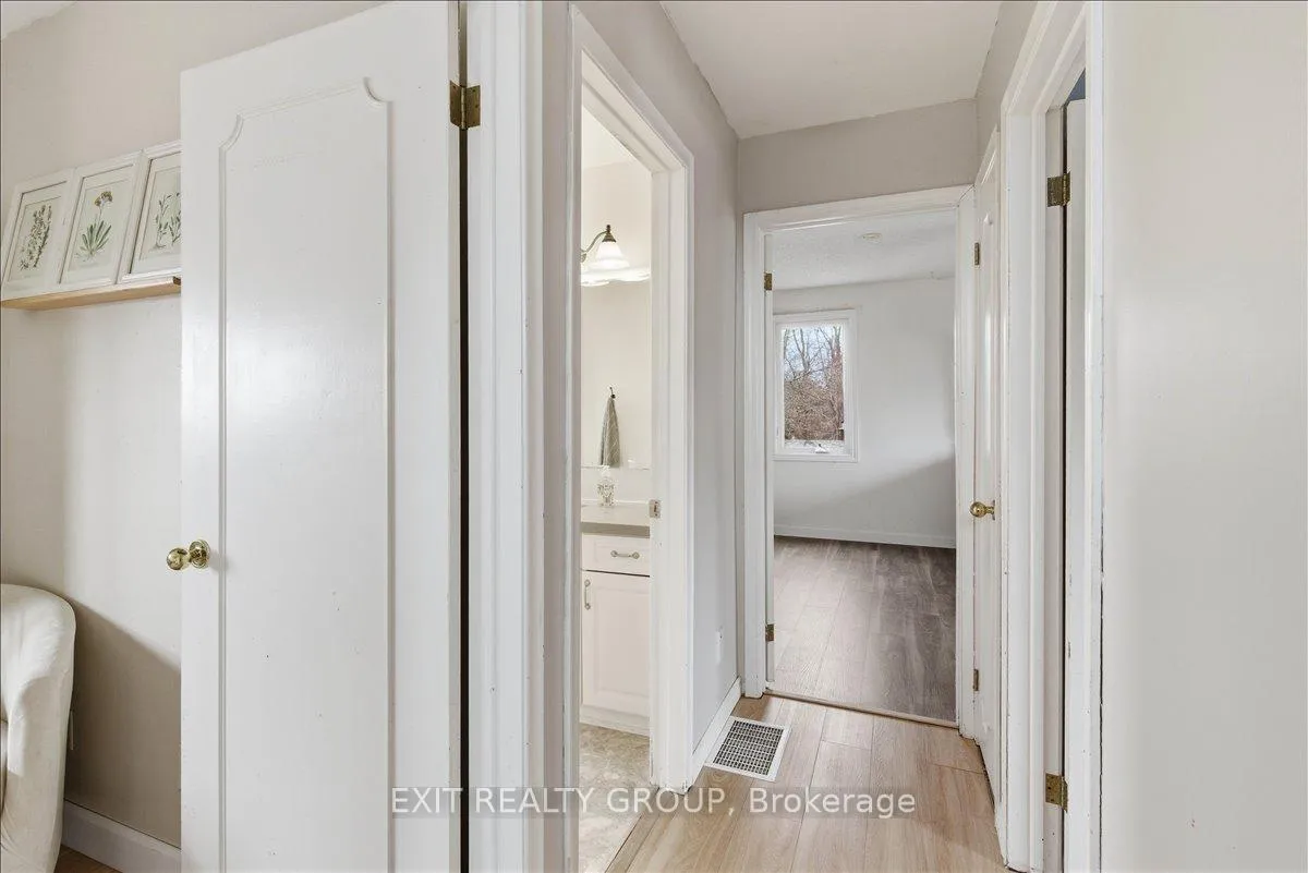 Photo 28 of 198 Chatterton Valley Crescent, Quinte West, Sidney Ward — HOMEH