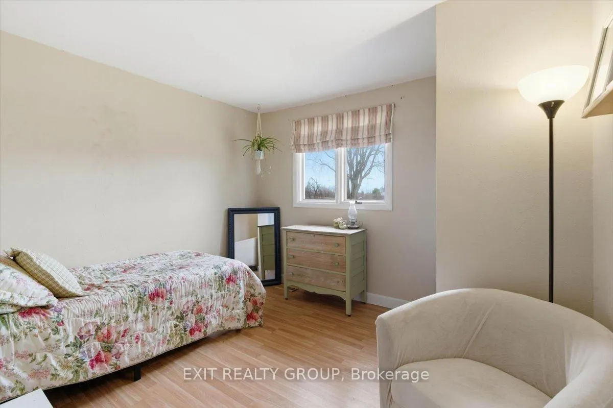 Photo 29 of 198 Chatterton Valley Crescent, Quinte West, Sidney Ward — HOMEH