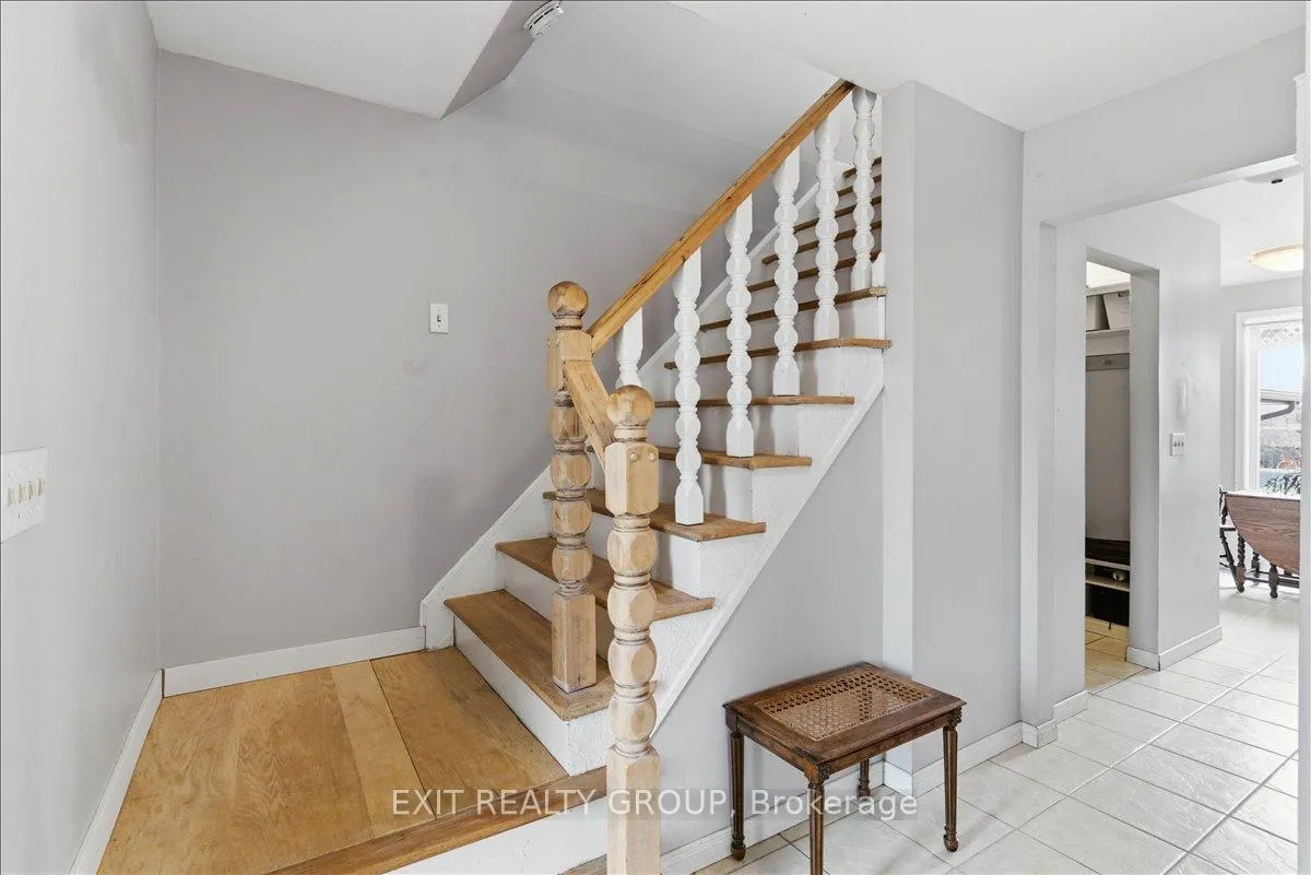 Photo 42 of 198 Chatterton Valley Crescent, Quinte West, Sidney Ward — HOMEH