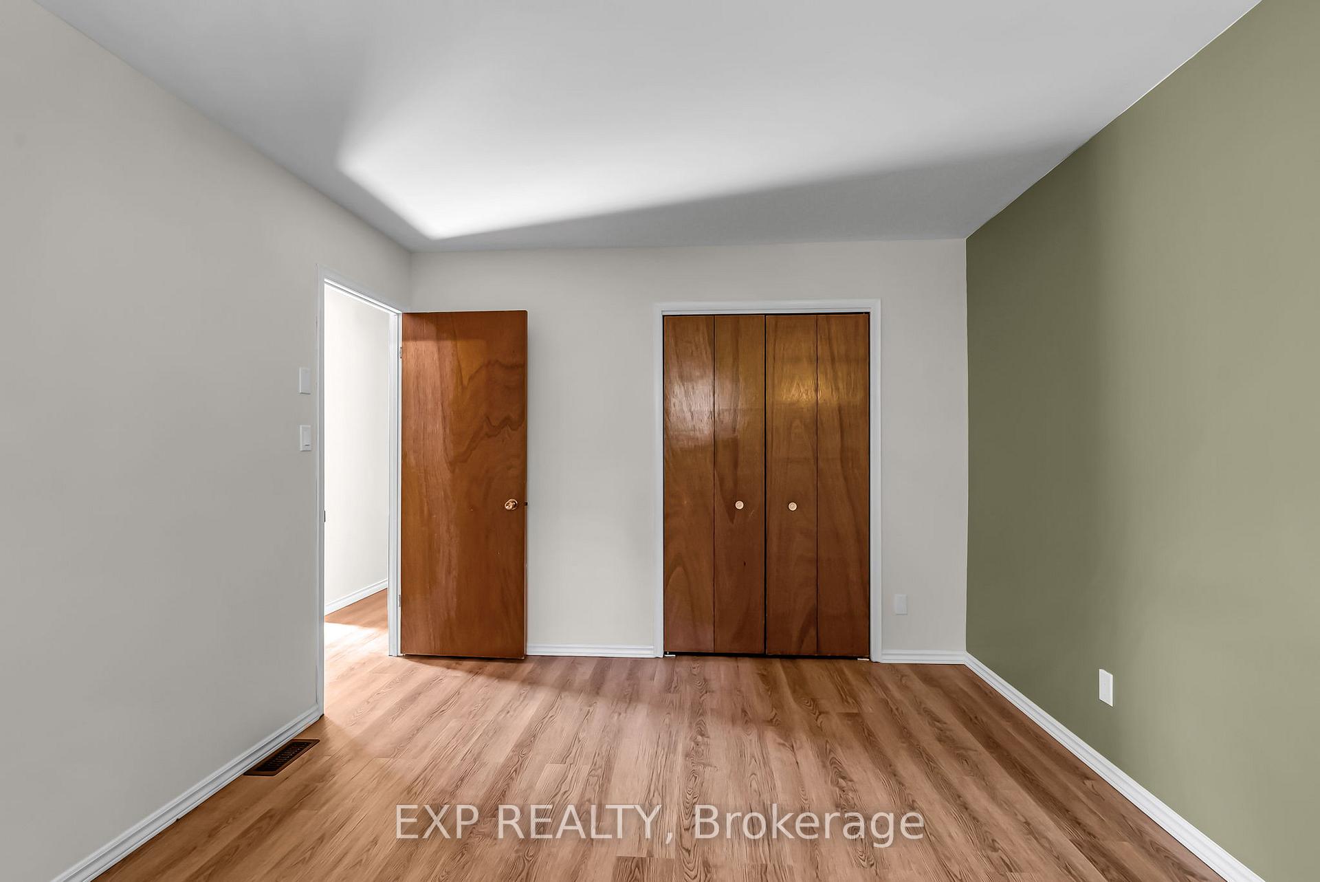 Photo 14 of 660 Champlain Drive, Cornwall — HOMEH