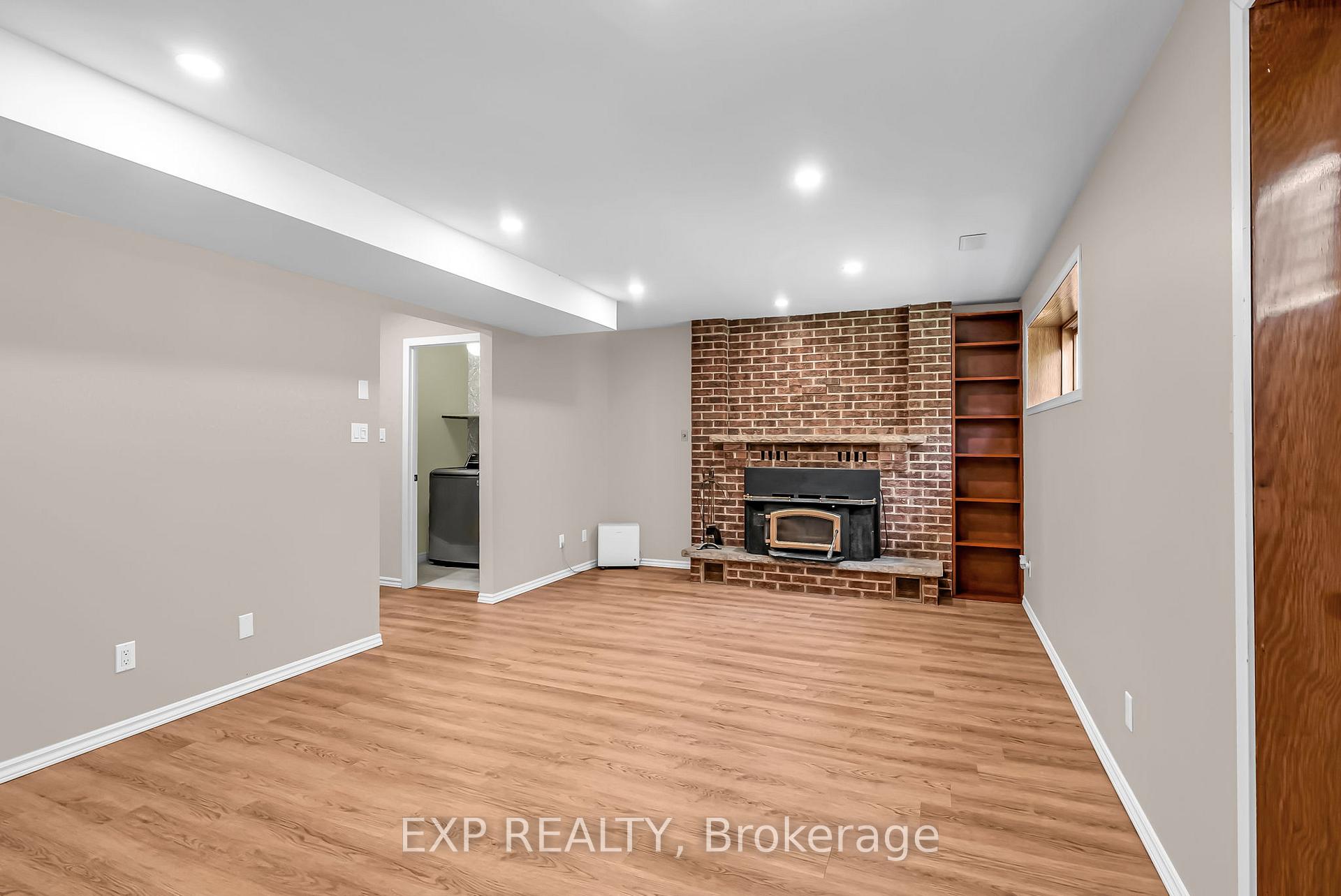 Photo 20 of 660 Champlain Drive, Cornwall — HOMEH