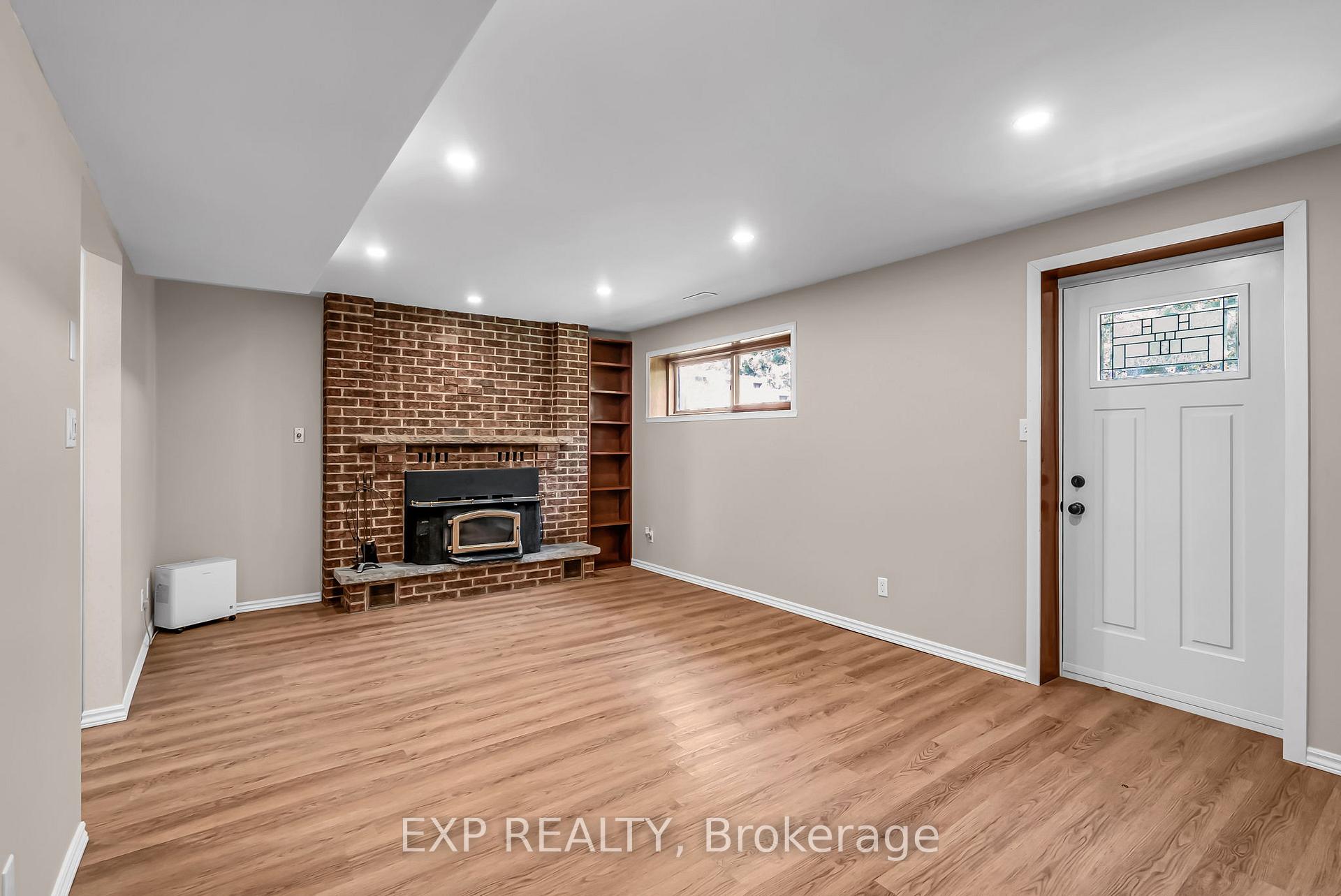 Photo 21 of 660 Champlain Drive, Cornwall — HOMEH