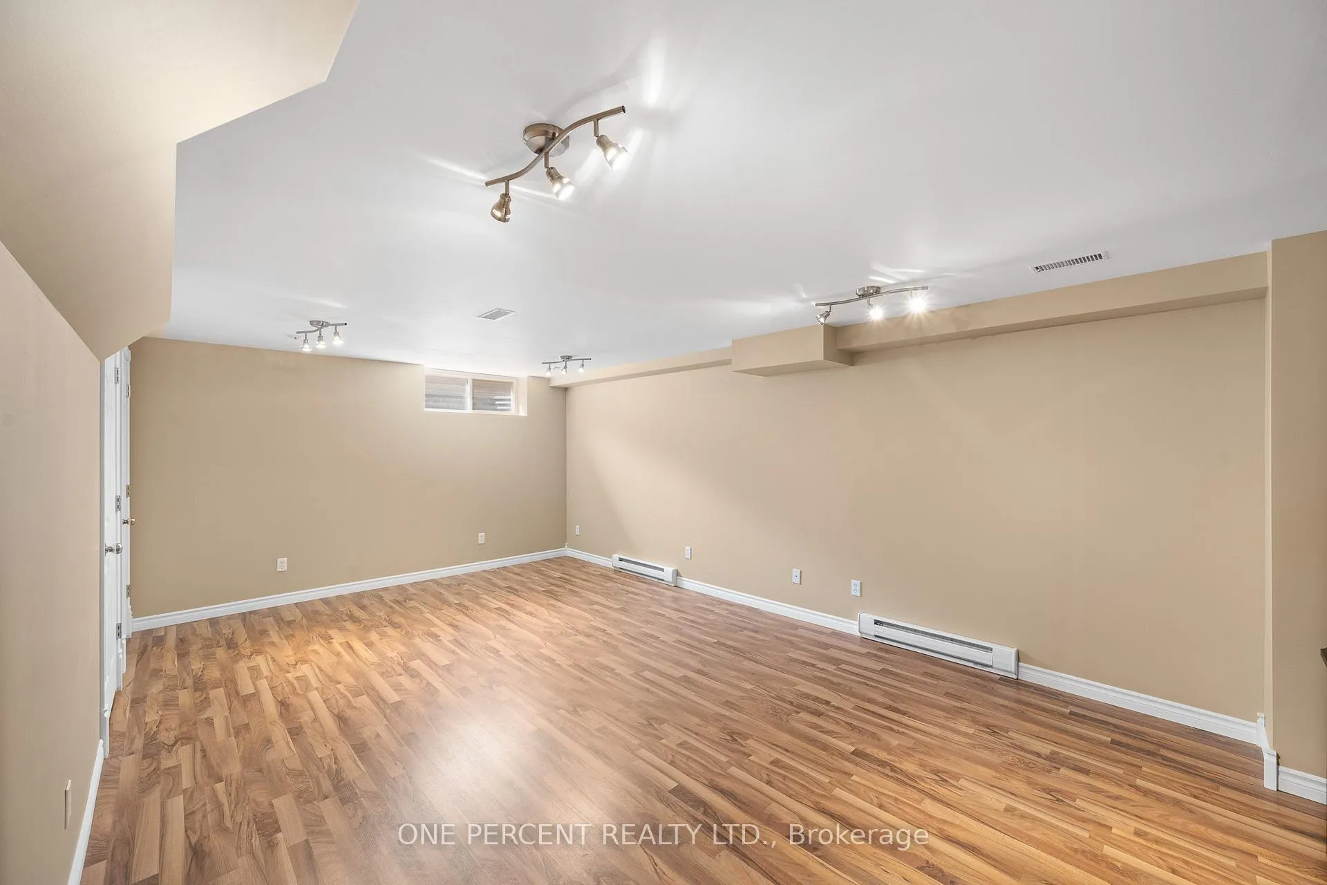 Photo 39 of 2113 Hallendale Street, Ottawa, Springridge/East Village — HOMEH